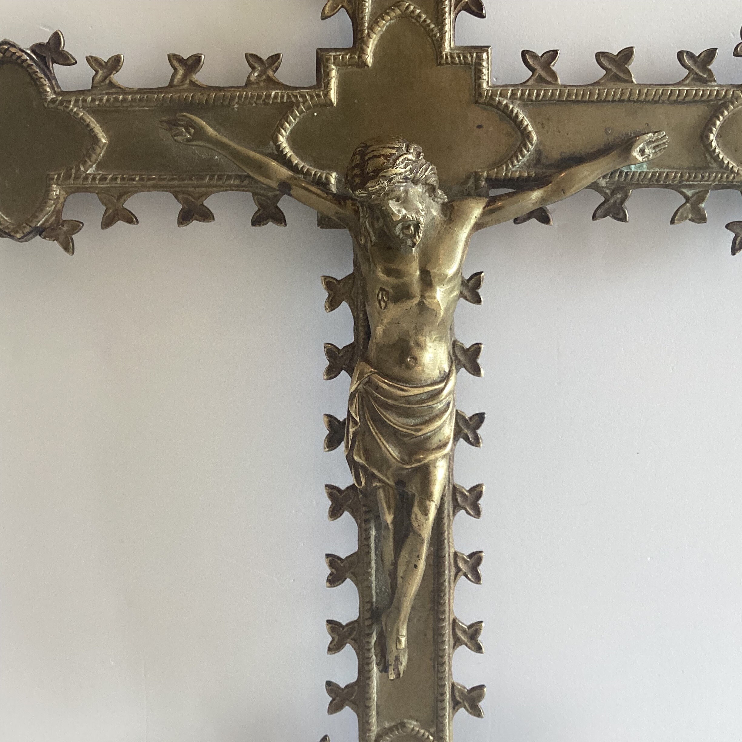 Antique Crucifix | 1800s French Neo-Gothic Copper Cross, Bronze Christ Figure — photo 4 of 8