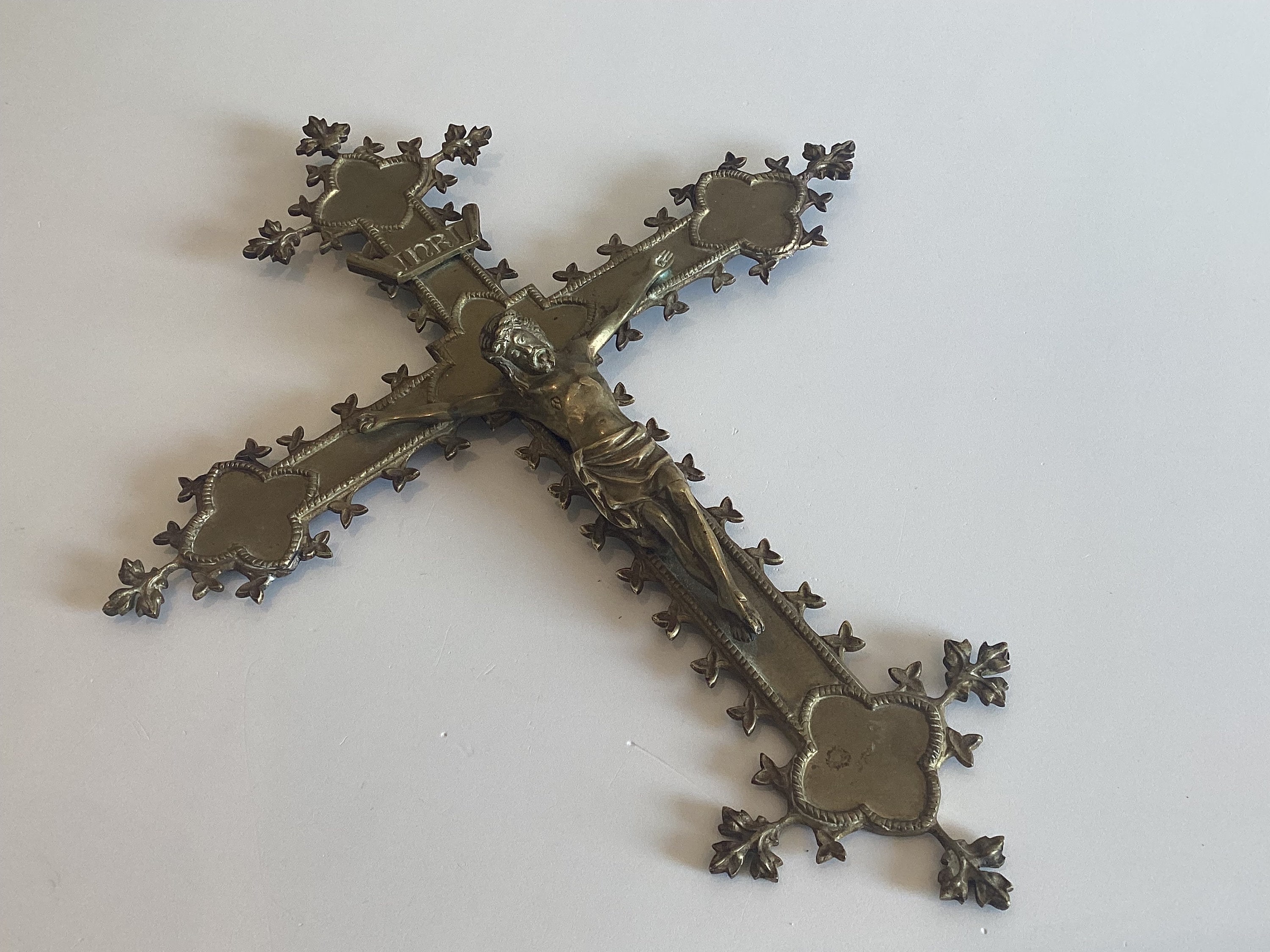 Antique Crucifix | 1800s French Neo-Gothic Copper Cross, Bronze Christ Figure — photo 7 of 8