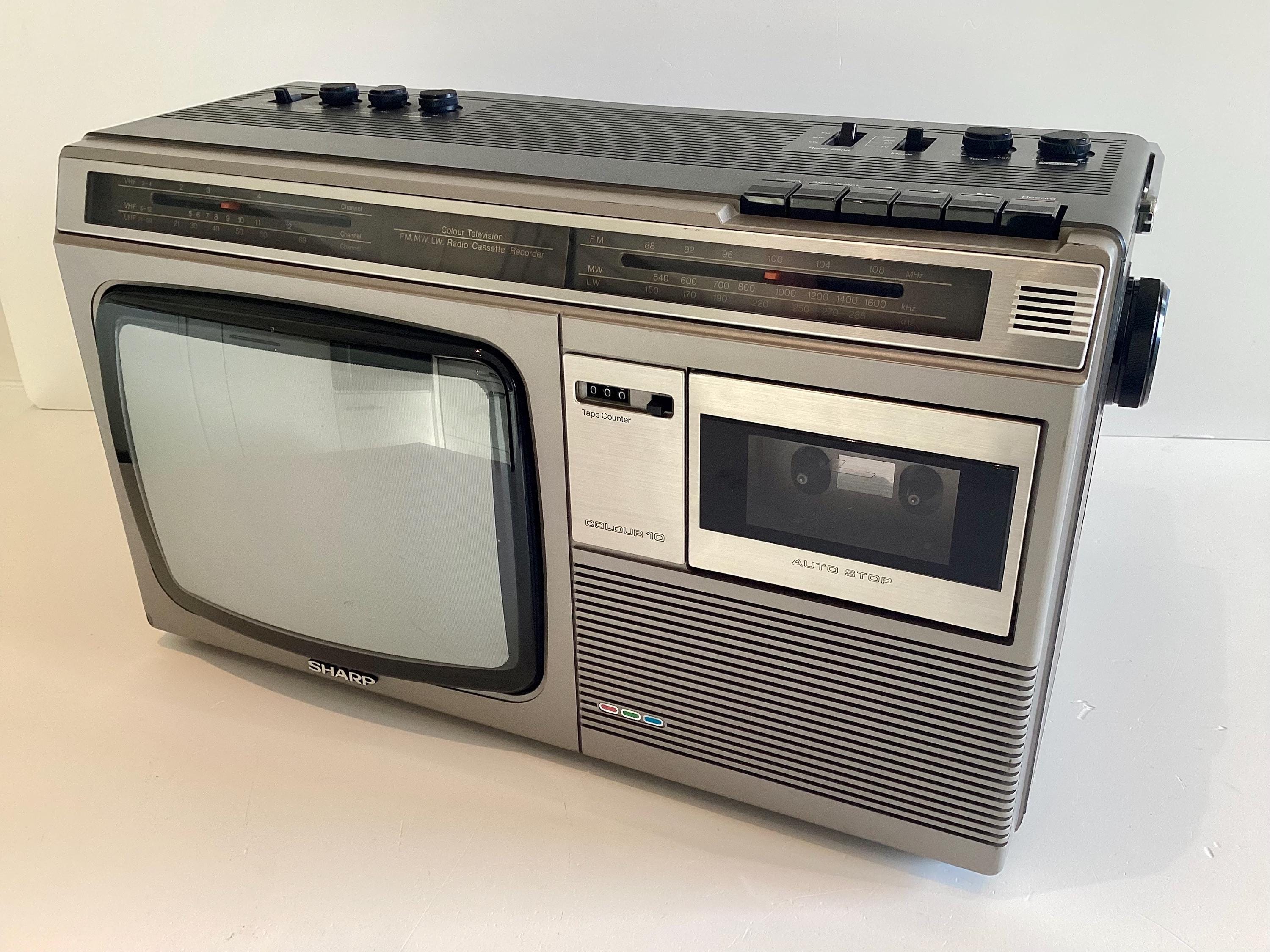 Vintage Radio Cassette Sharp C-1020GA Solid State Color Television, 1980 Made in Japan, Working — photo 5 of 11
