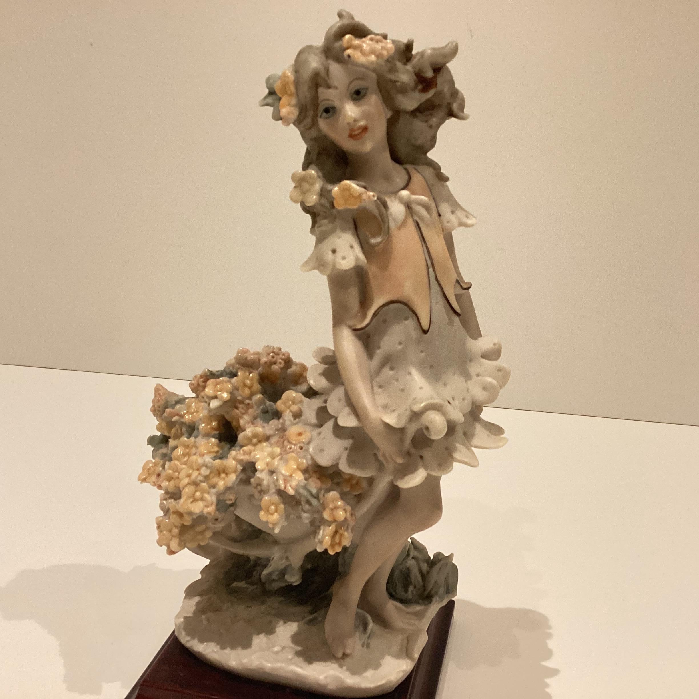 Capodimonte Figurine (1986) Giuseppe Armani, Flowers Feast Special Edition, Hand Painted Italian Porcelain, 1141-P — photo 8 of 11