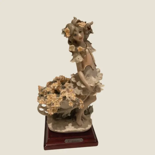 Capodimonte Figurine (1986) Giuseppe Armani, Flowers Feast Special Edition, Hand Painted Italian Porcelain, 1141-P