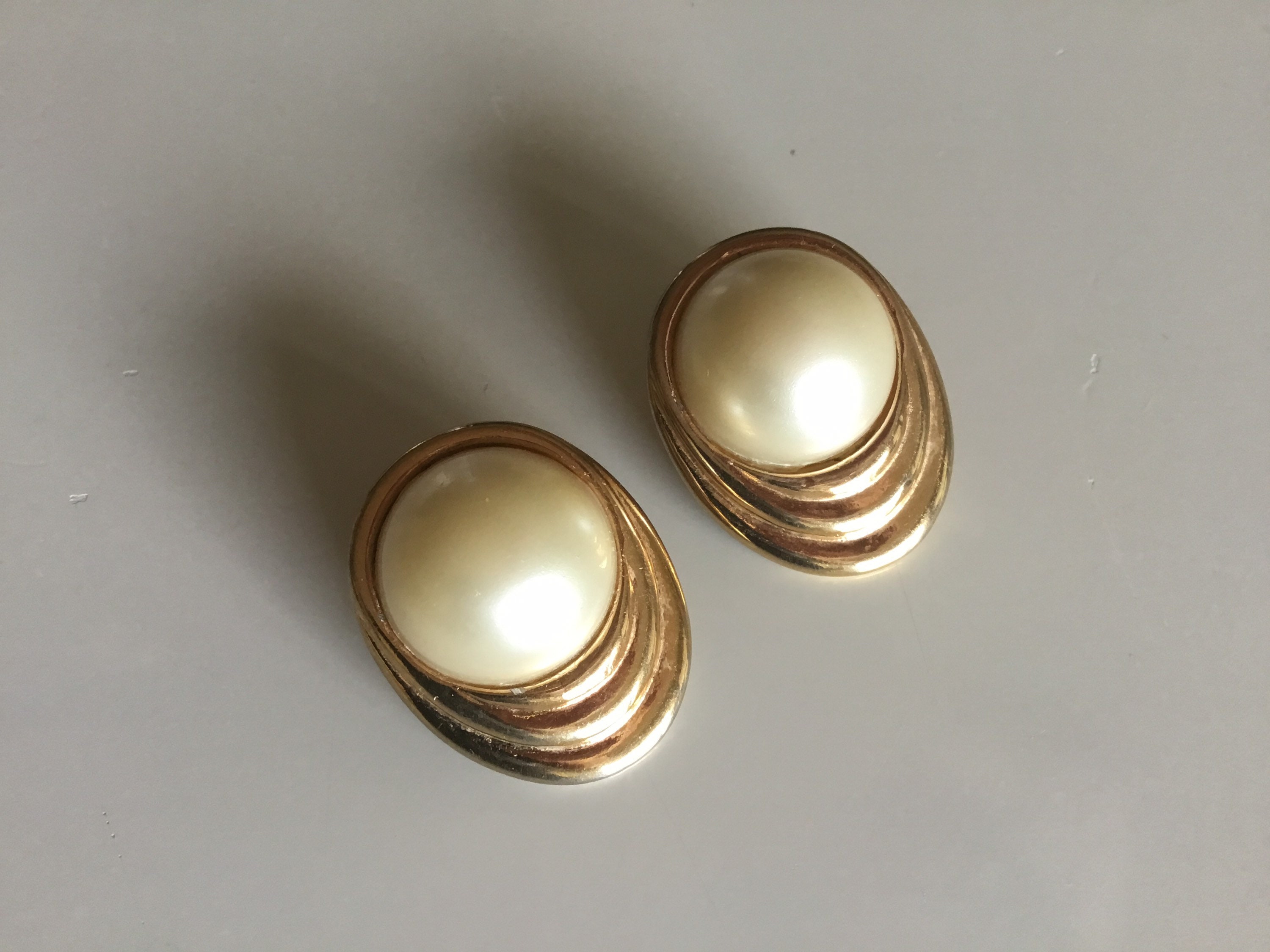 Vintage Jewelry – Authentic P&M Paris Gold Plated Earrings (1970s) — photo 2 of 9