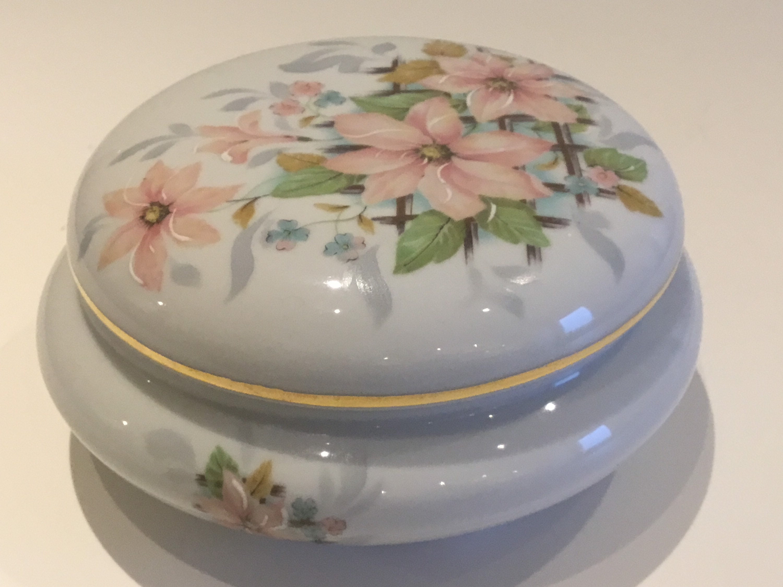 Vintage Limoges Box | French Porcelain Floral Hand Painted, AD Decoration Mark — photo 3 of 7