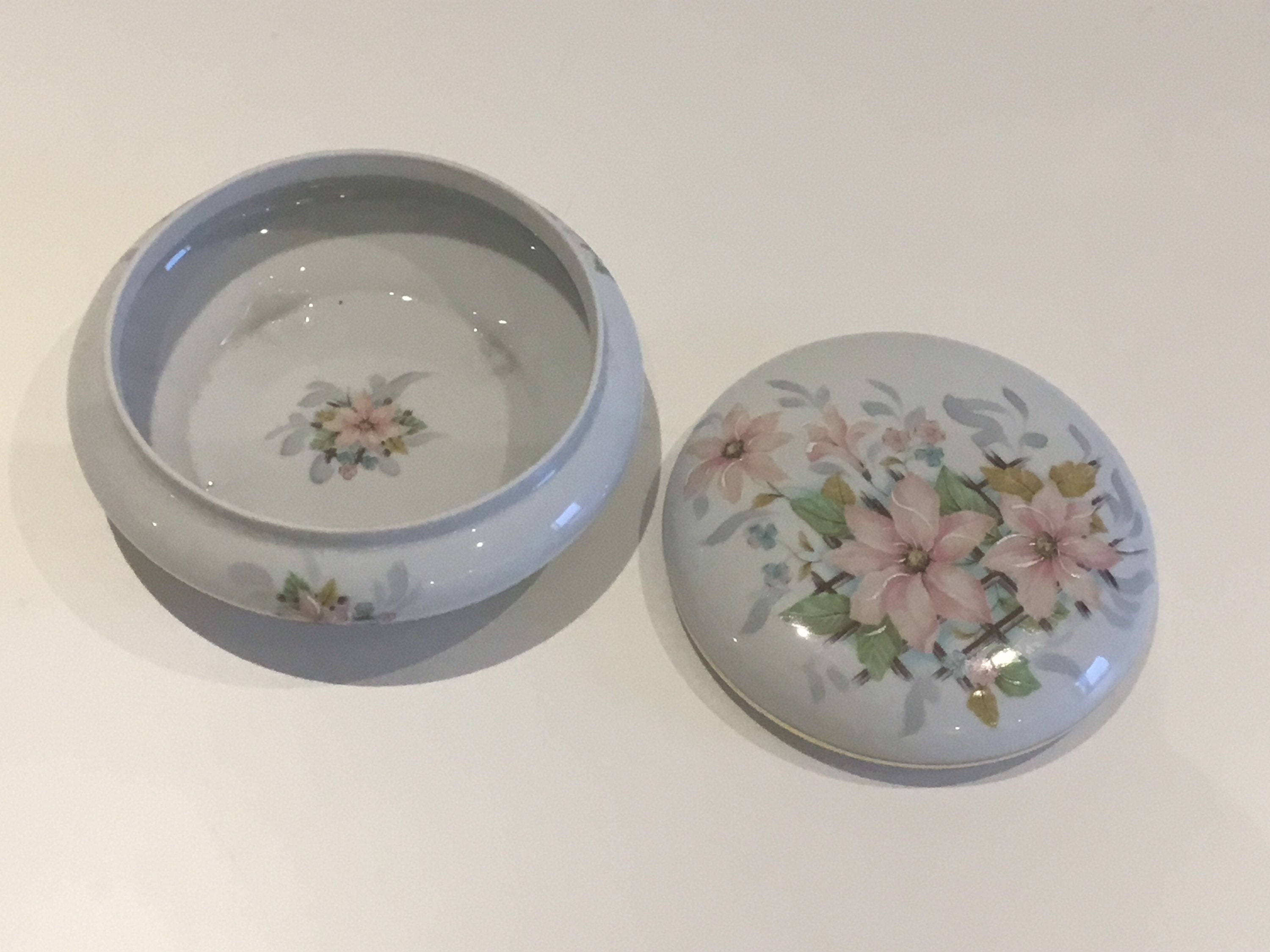 Vintage Limoges Box | French Porcelain Floral Hand Painted, AD Decoration Mark — photo 4 of 7