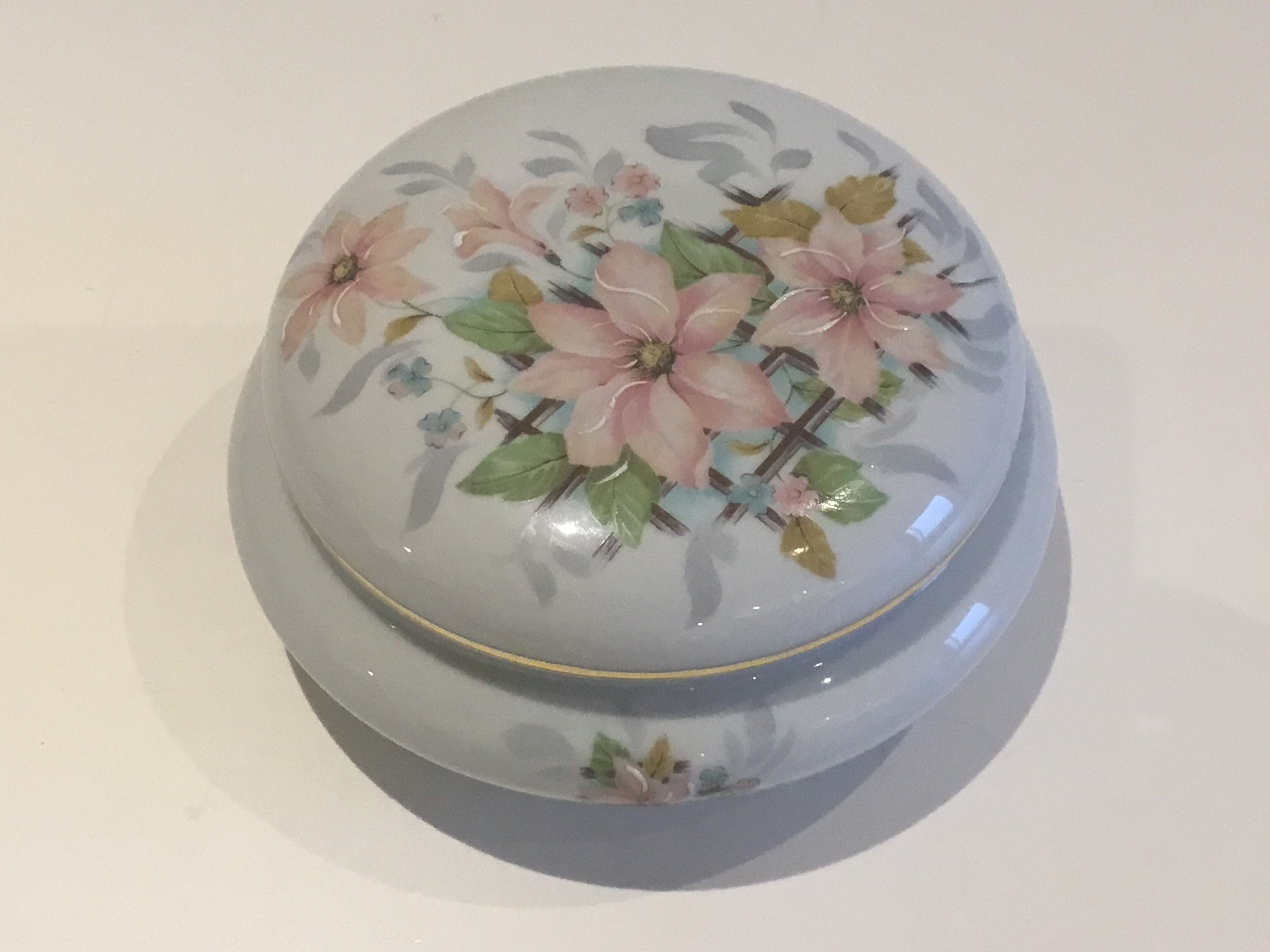 Vintage Limoges Box | French Porcelain Floral Hand Painted, AD Decoration Mark — photo 5 of 7