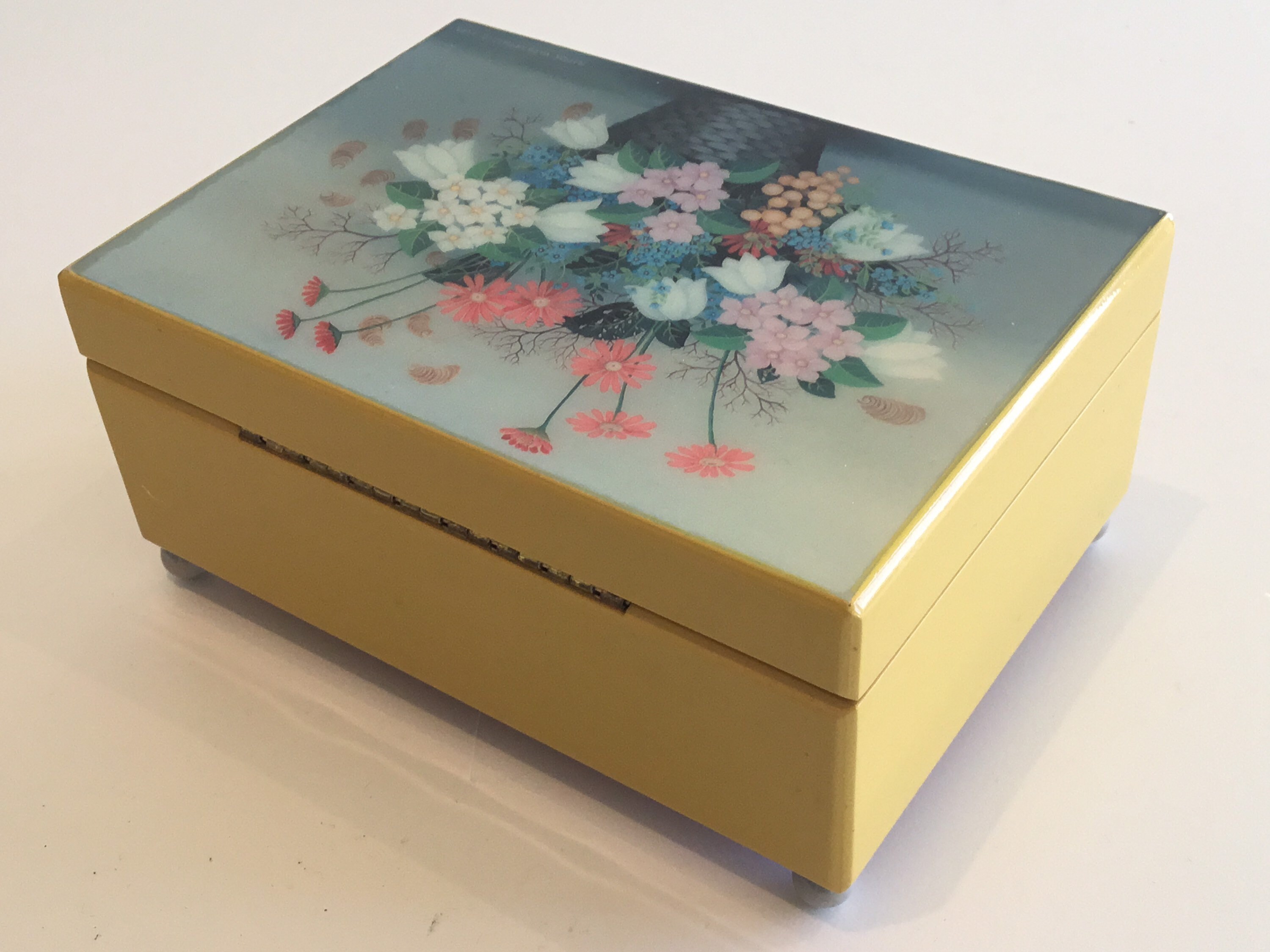 Vintage Music Box | Marija Vargantolic 1987, Jewelry Box Japanese Mechanism "If You Love Me" — photo 4 of 10