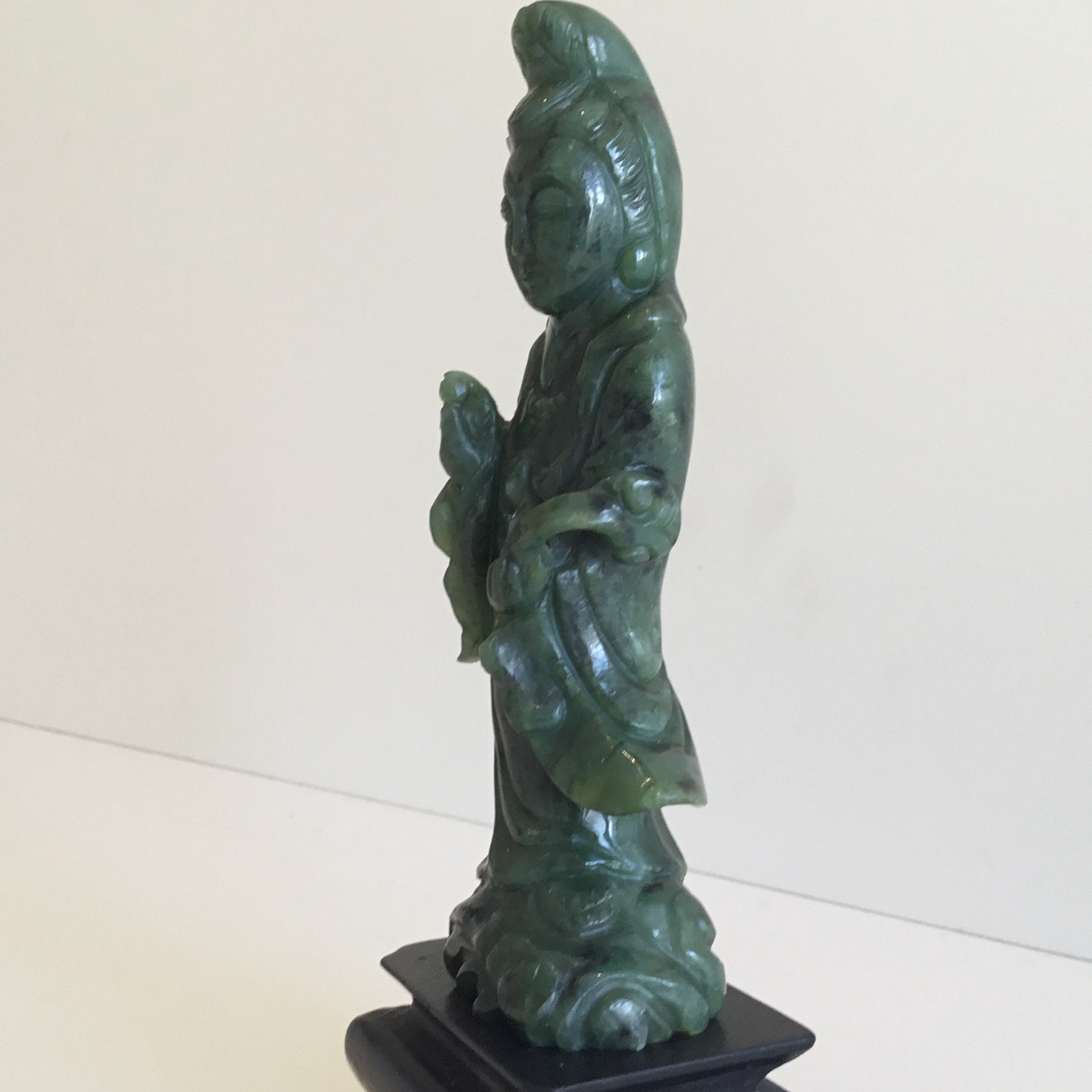 Vintage Figurine | 1930s Chinese Guan Yin Goddess, Hand-Carved Collectible — photo 5 of 8
