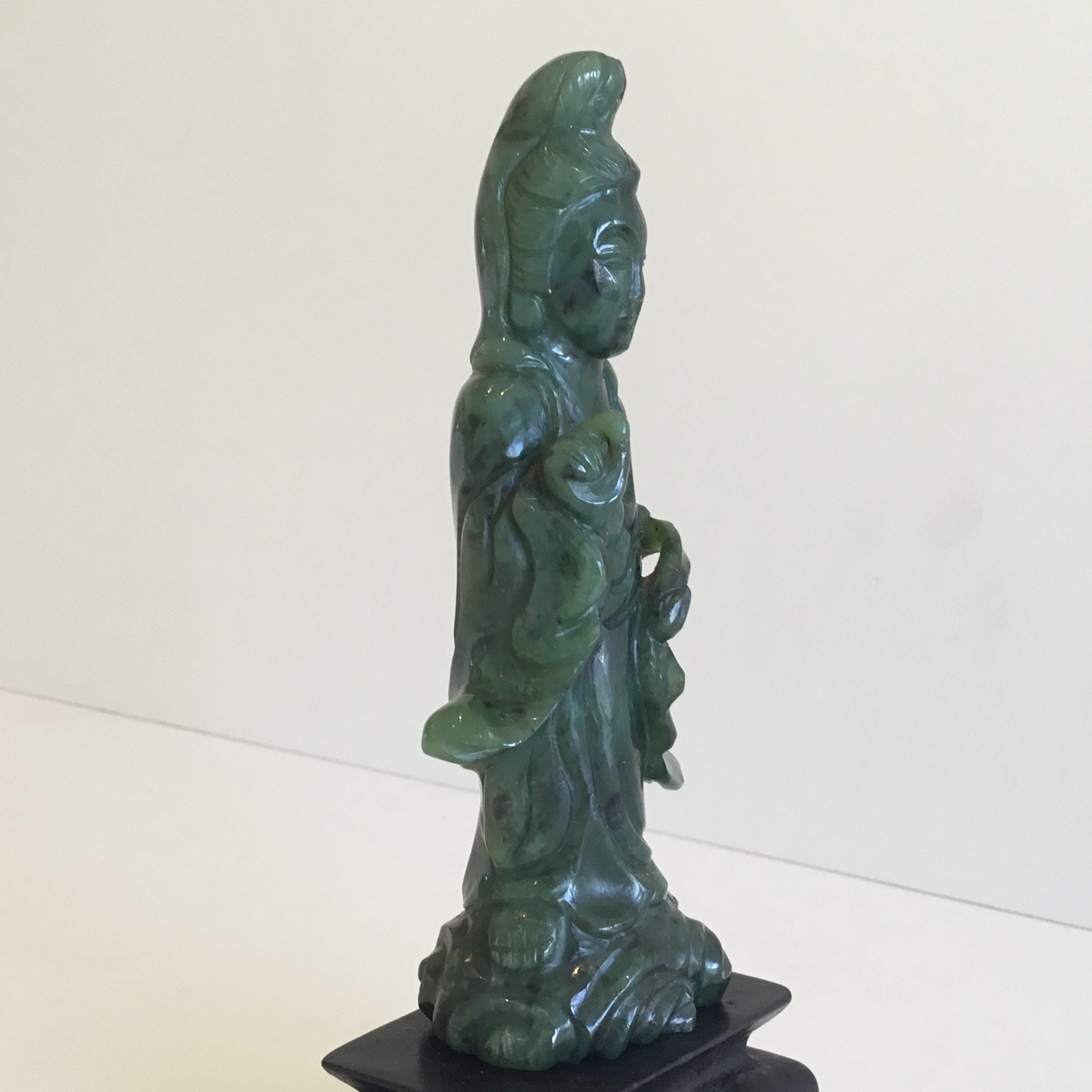 Vintage Figurine | 1930s Chinese Guan Yin Goddess, Hand-Carved Collectible — photo 7 of 8