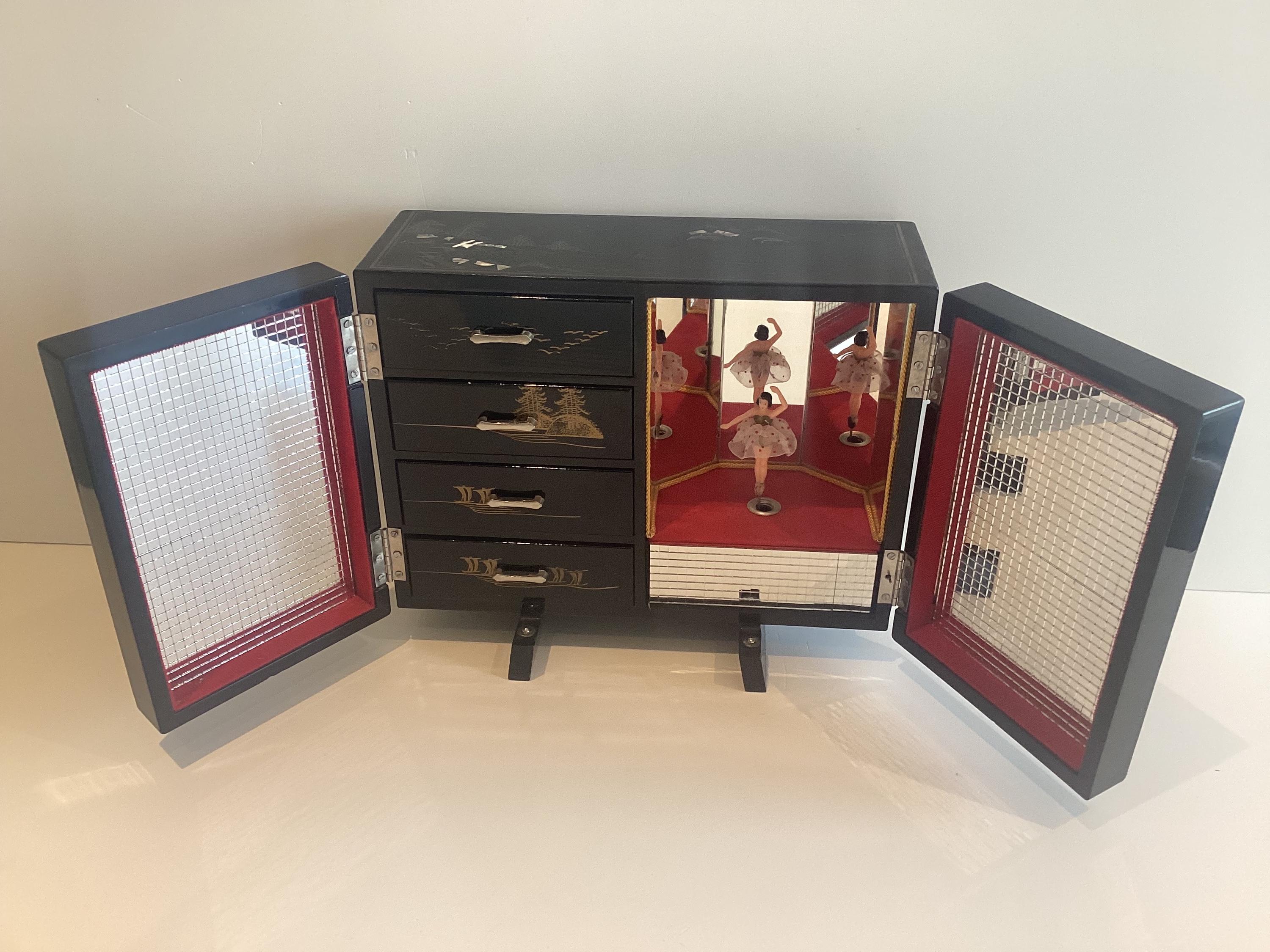 Vintage Music Box – Jewellery Cabinet with Ballerina (1960s) Japan — photo 5 of 10