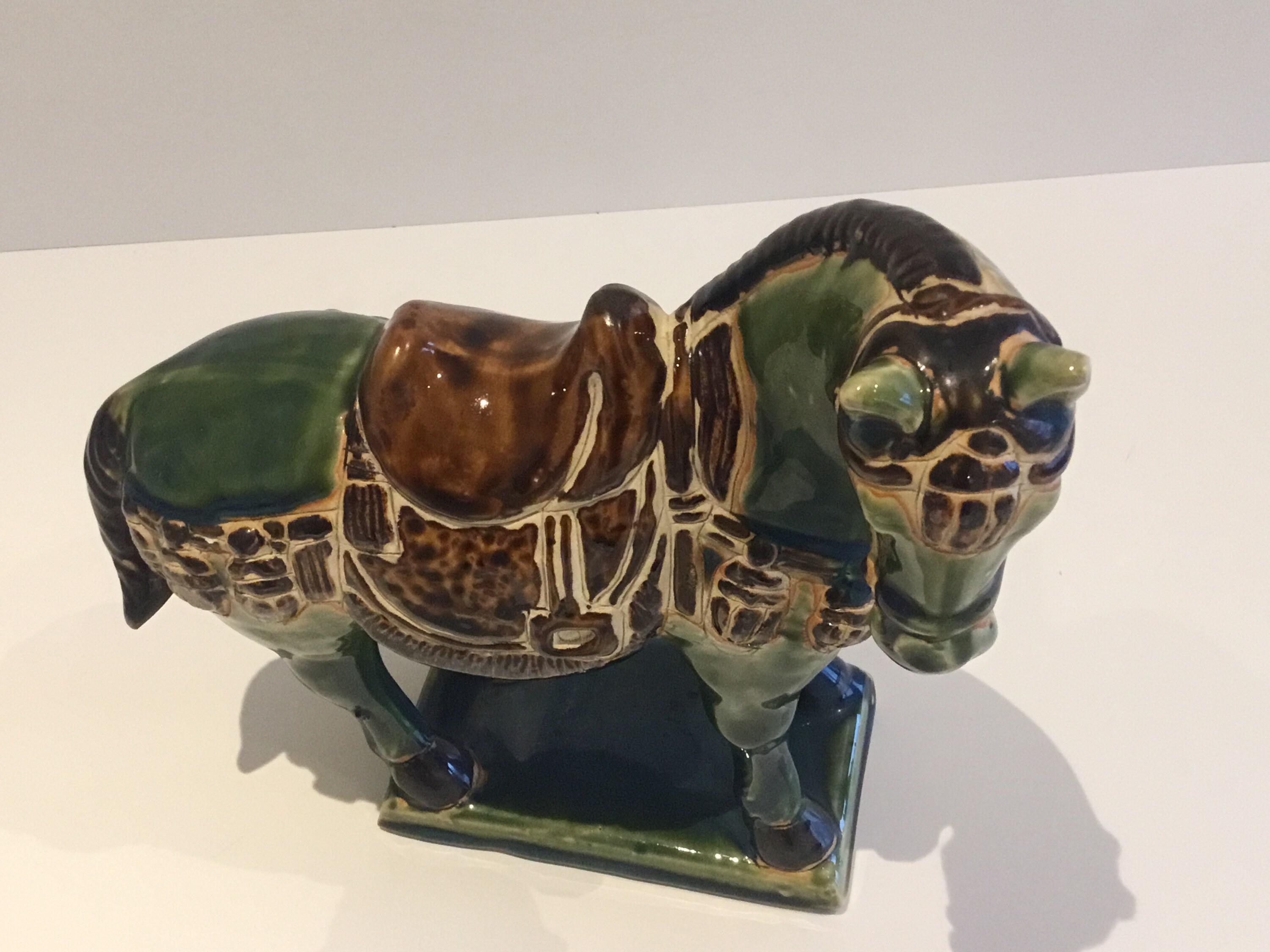 Vintage Porcelain Horse | 1950s Chinese Hand Painted Enamel, Rare Figurine — photo 4 of 8
