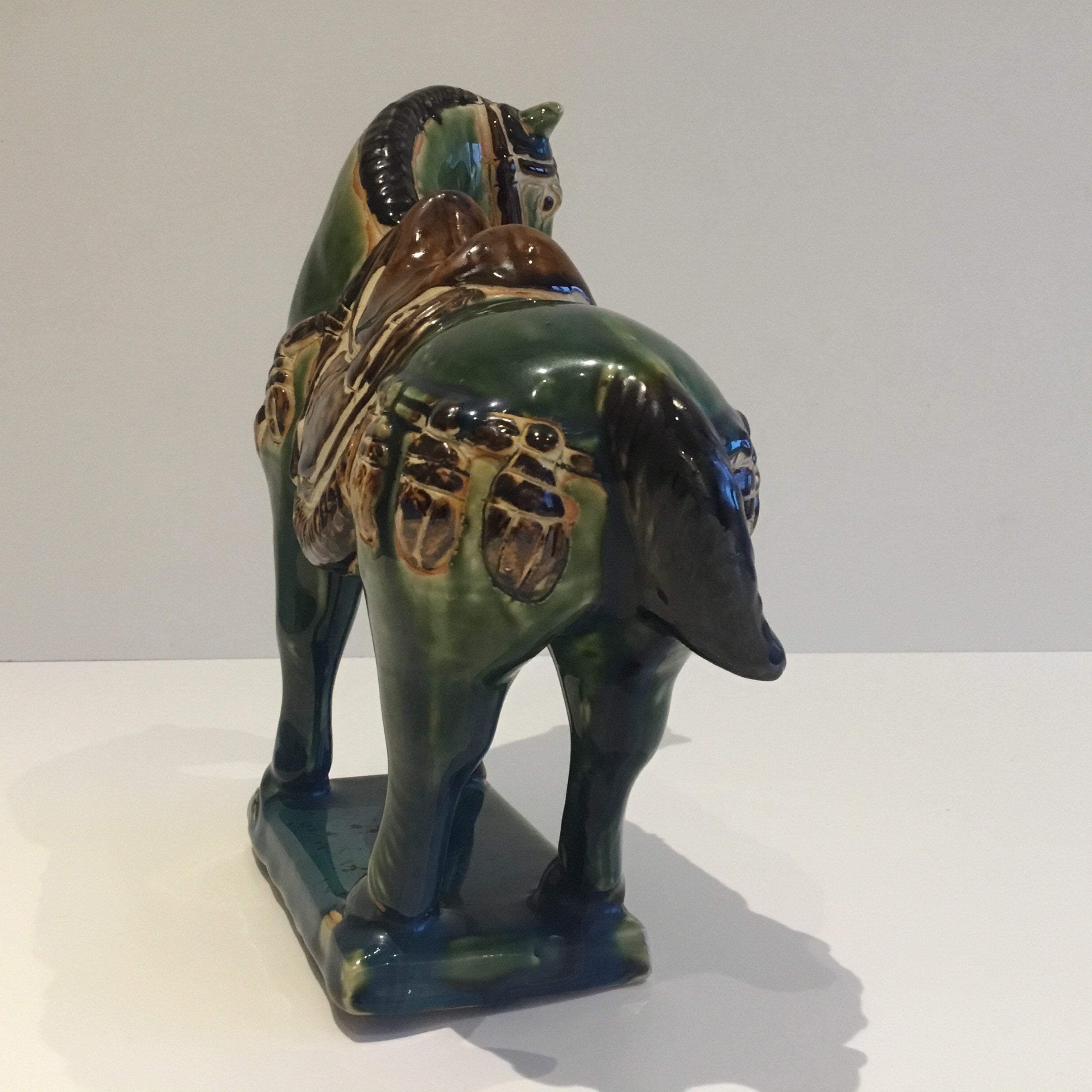 Vintage Porcelain Horse | 1950s Chinese Hand Painted Enamel, Rare Figurine — photo 5 of 8