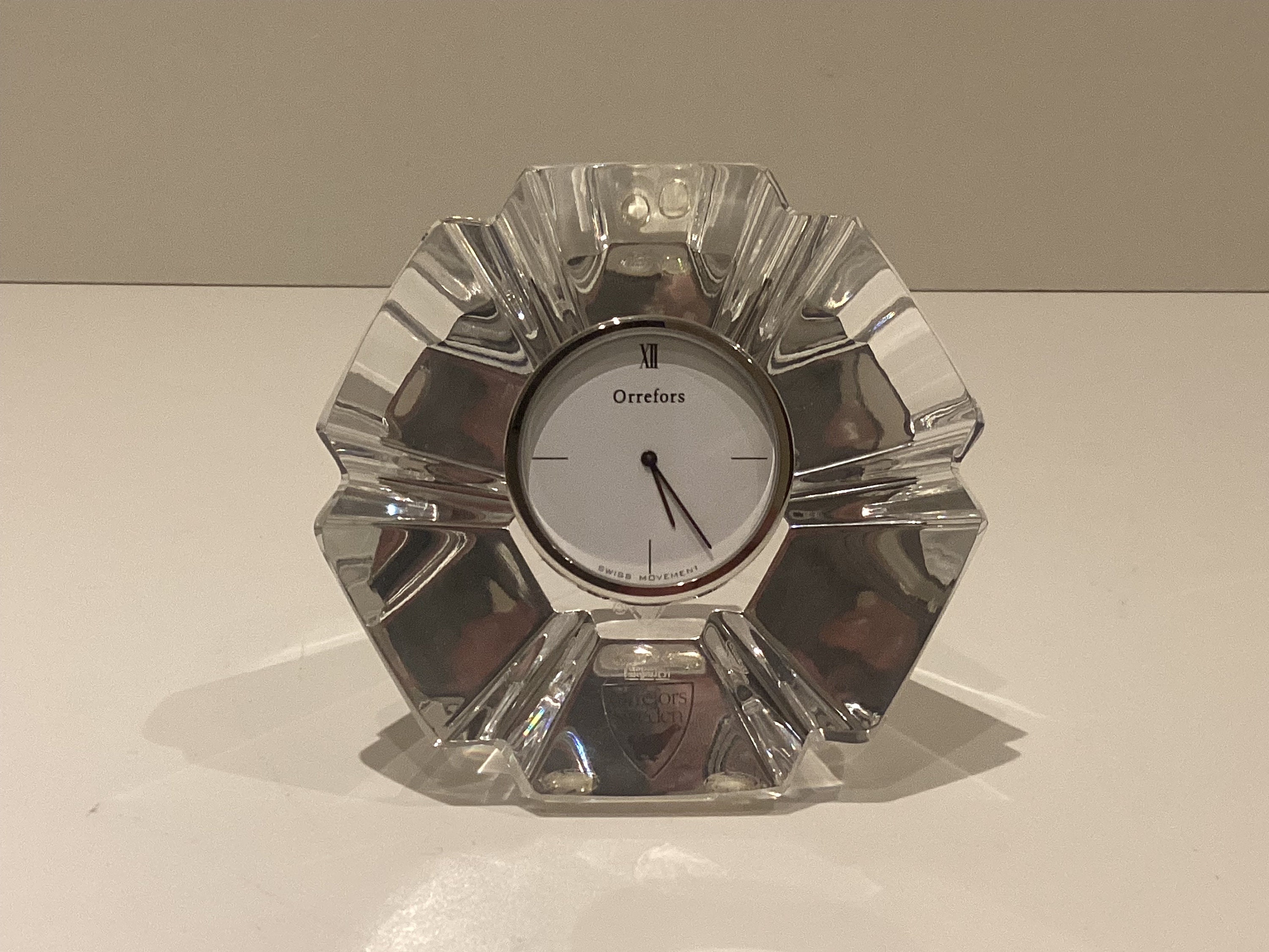Vintage Clock | Orrefors Sweden Lars Hellsten Design, Ronda Swiss Movement 4 Jewles Version — photo 2 of 8