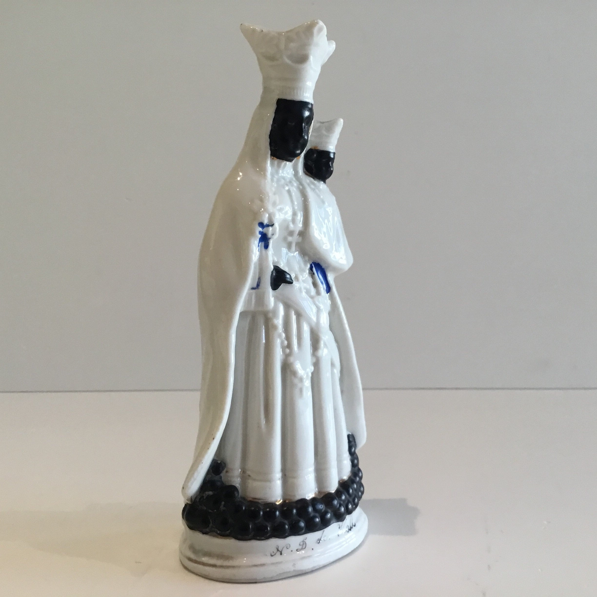 Antique Madonna Religious Statue (1800s) Notre Dame de Halle Porcelain Figurine — photo 5 of 11