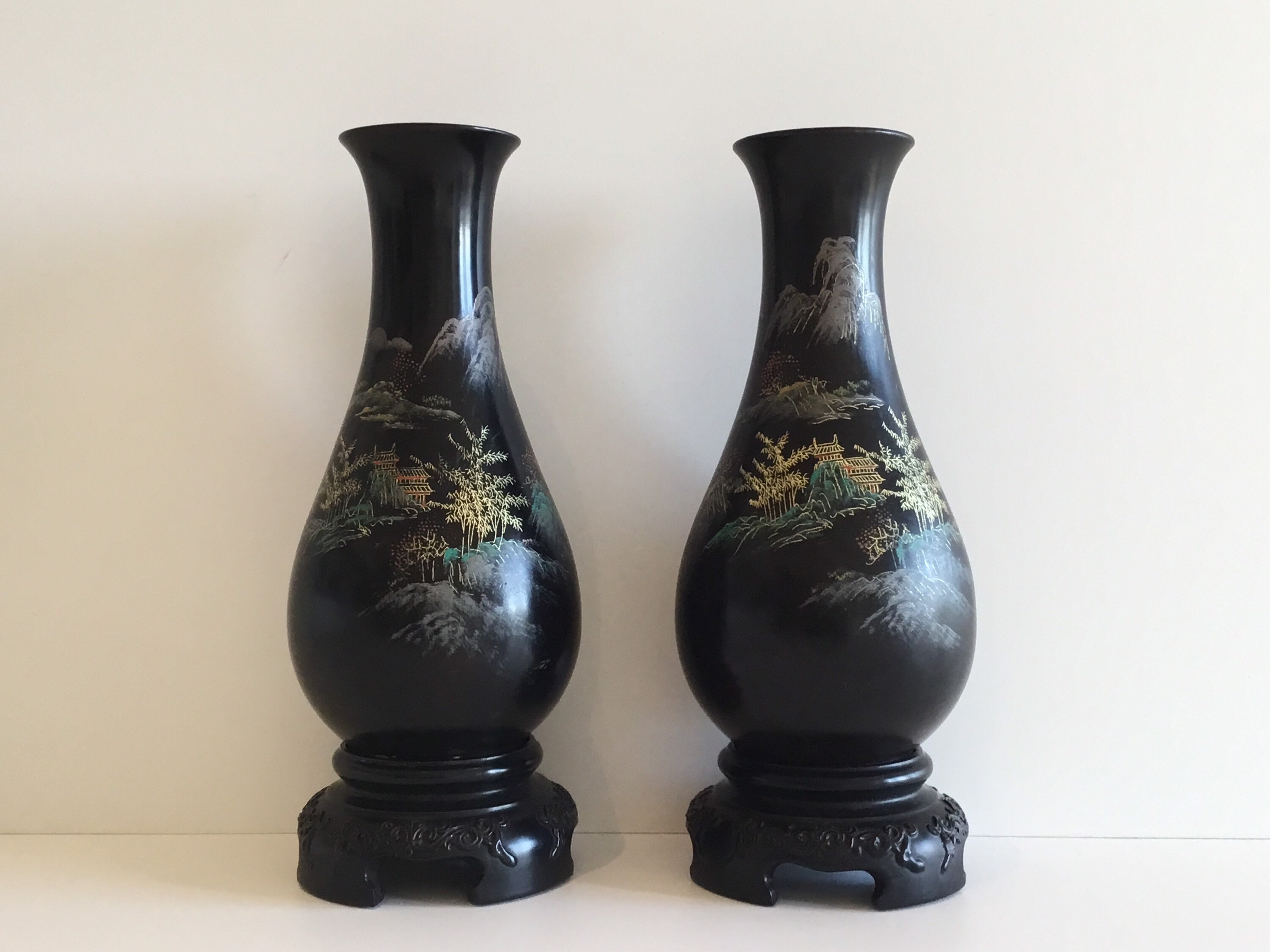 Vintage Vases Tray Set | 1940s Japanese Hand-Painted Home Decor — photo 3 of 11