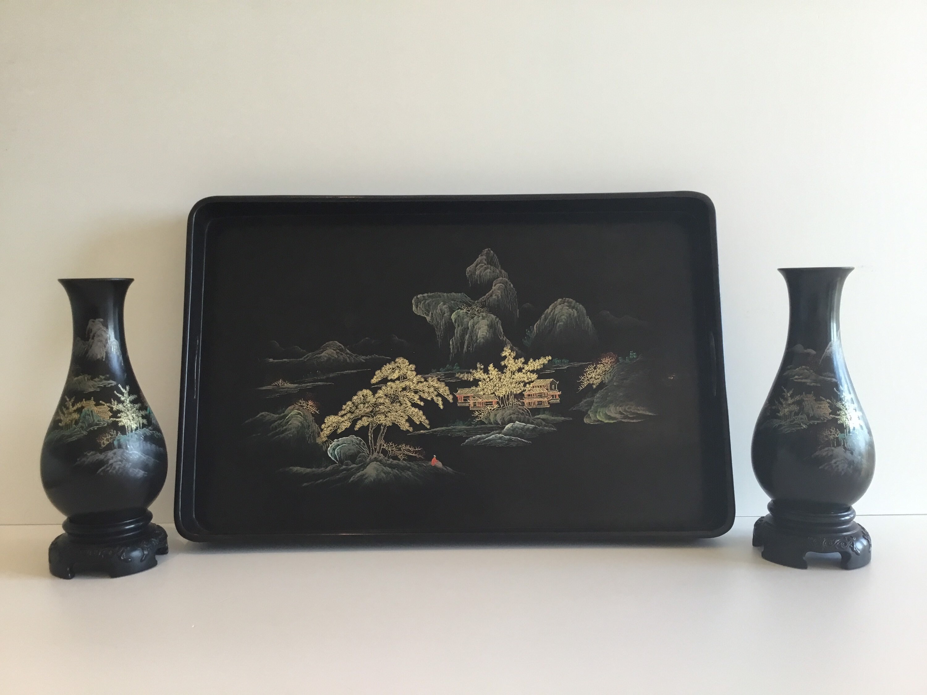 Vintage Vases Tray Set | 1940s Japanese Hand-Painted Home Decor — photo 4 of 11
