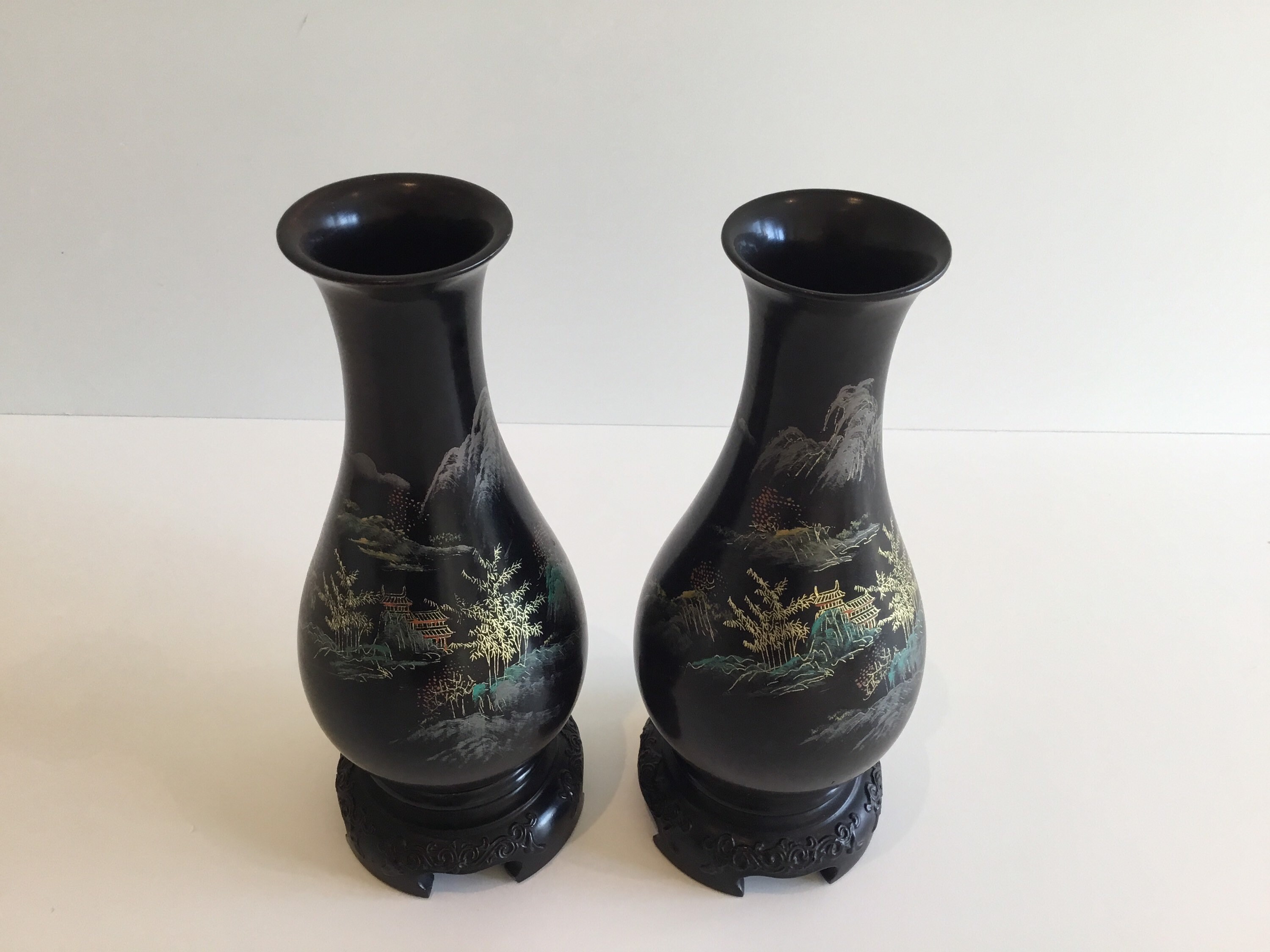 Vintage Vases Tray Set | 1940s Japanese Hand-Painted Home Decor — photo 8 of 11