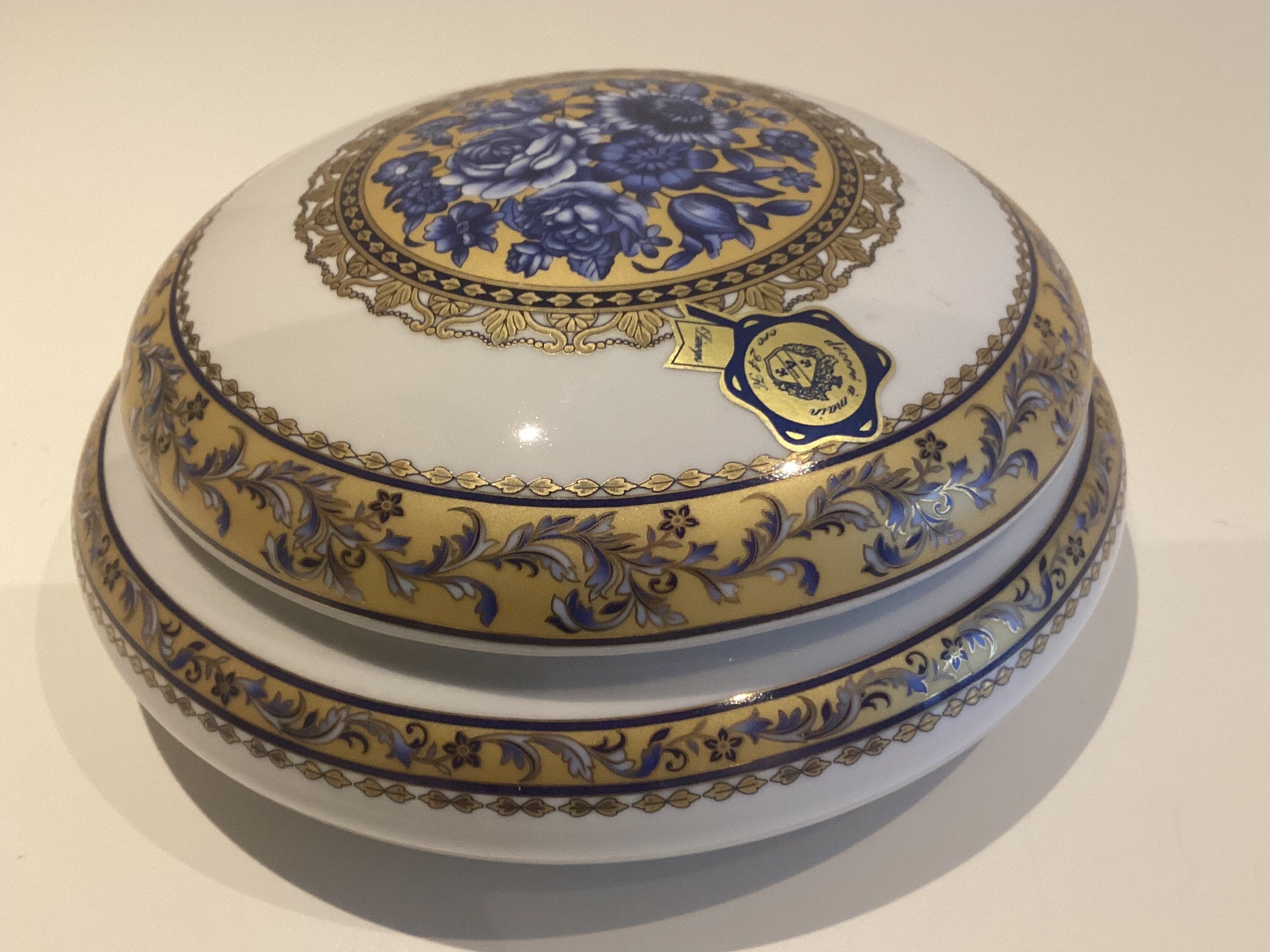 Vintage Porcelain Box | T. Limoges France Hand Painted, 24k Gold Decorated Trinket Case — photo 3 of 8