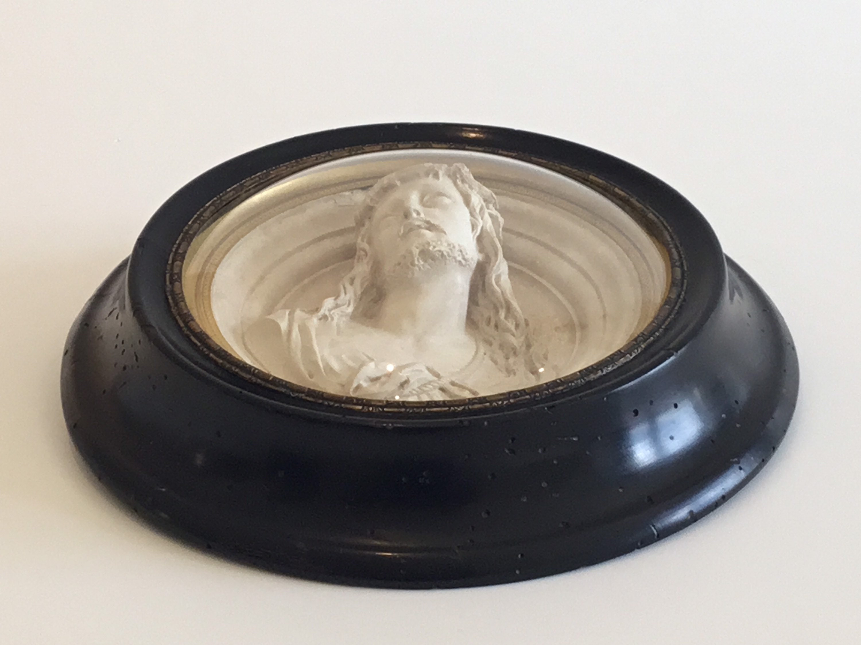 Antique Christ | Early 1800s French Plaster Medallion, Gilt Brass Frame with Original Glass — photo 7 of 8