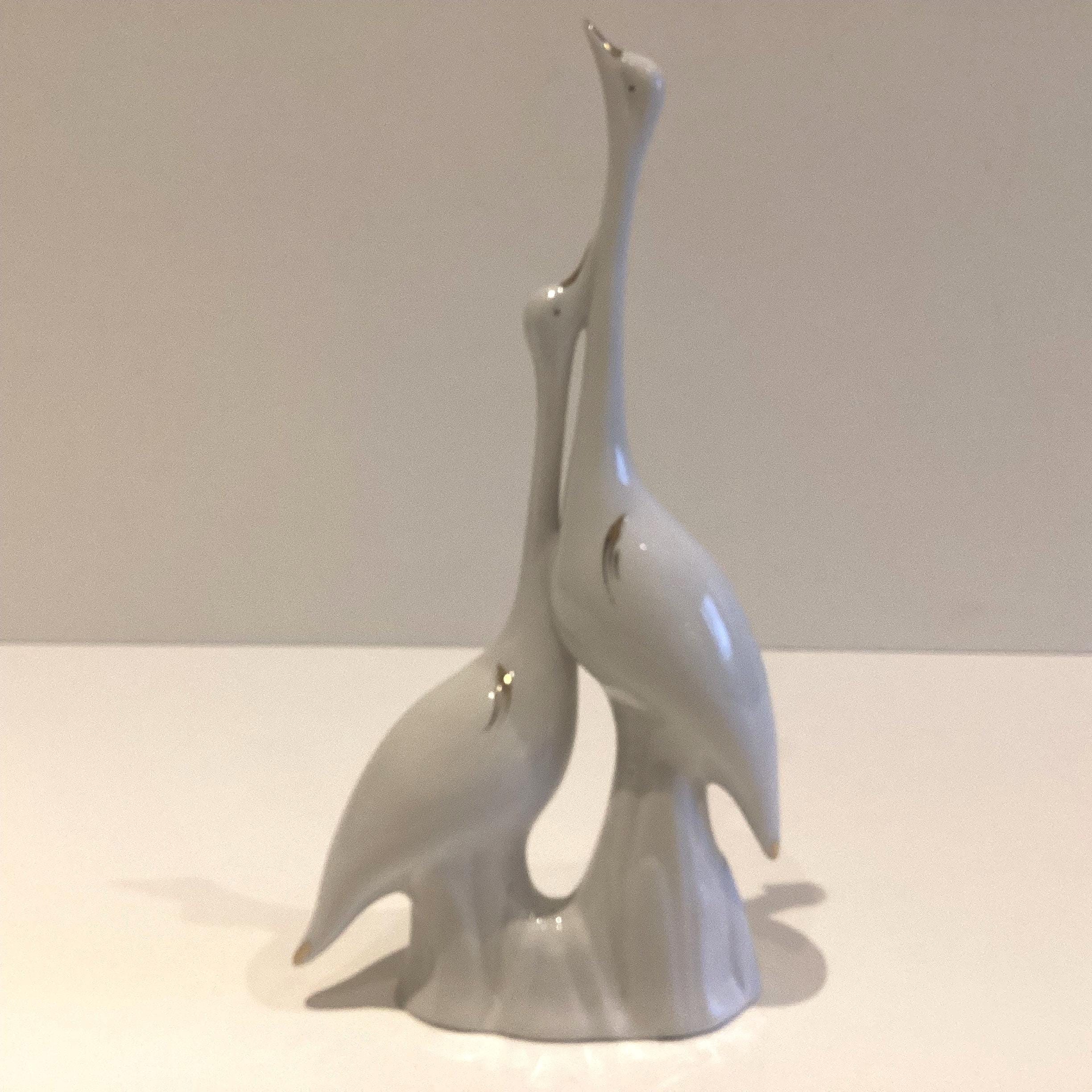 Vintage Italian Porcelain | CAB Firenze Pair of Swans 1960s, Gold Decorated Collectible Figurines — photo 4 of 8
