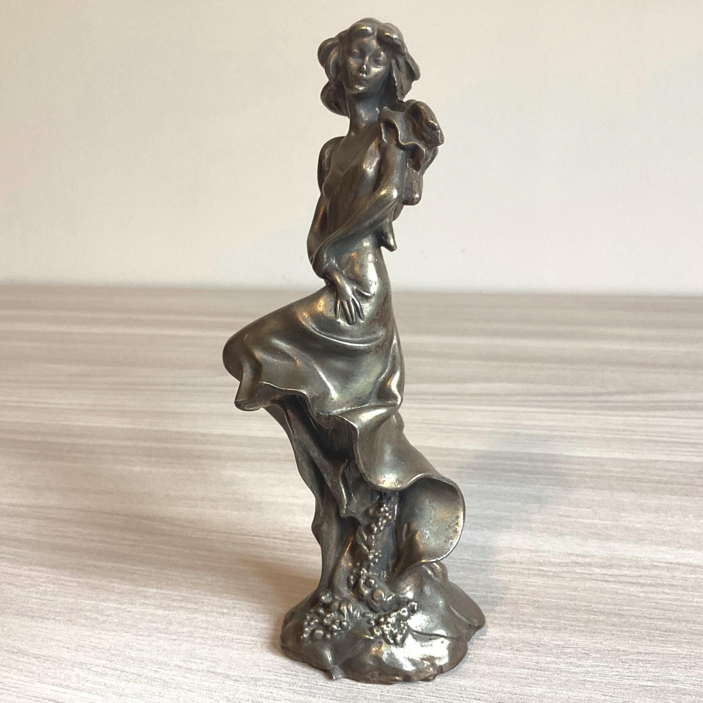Vintage Sculpture | Victor Italy 1970s, Silver Laminated Metal Figurine — photo 3 of 8