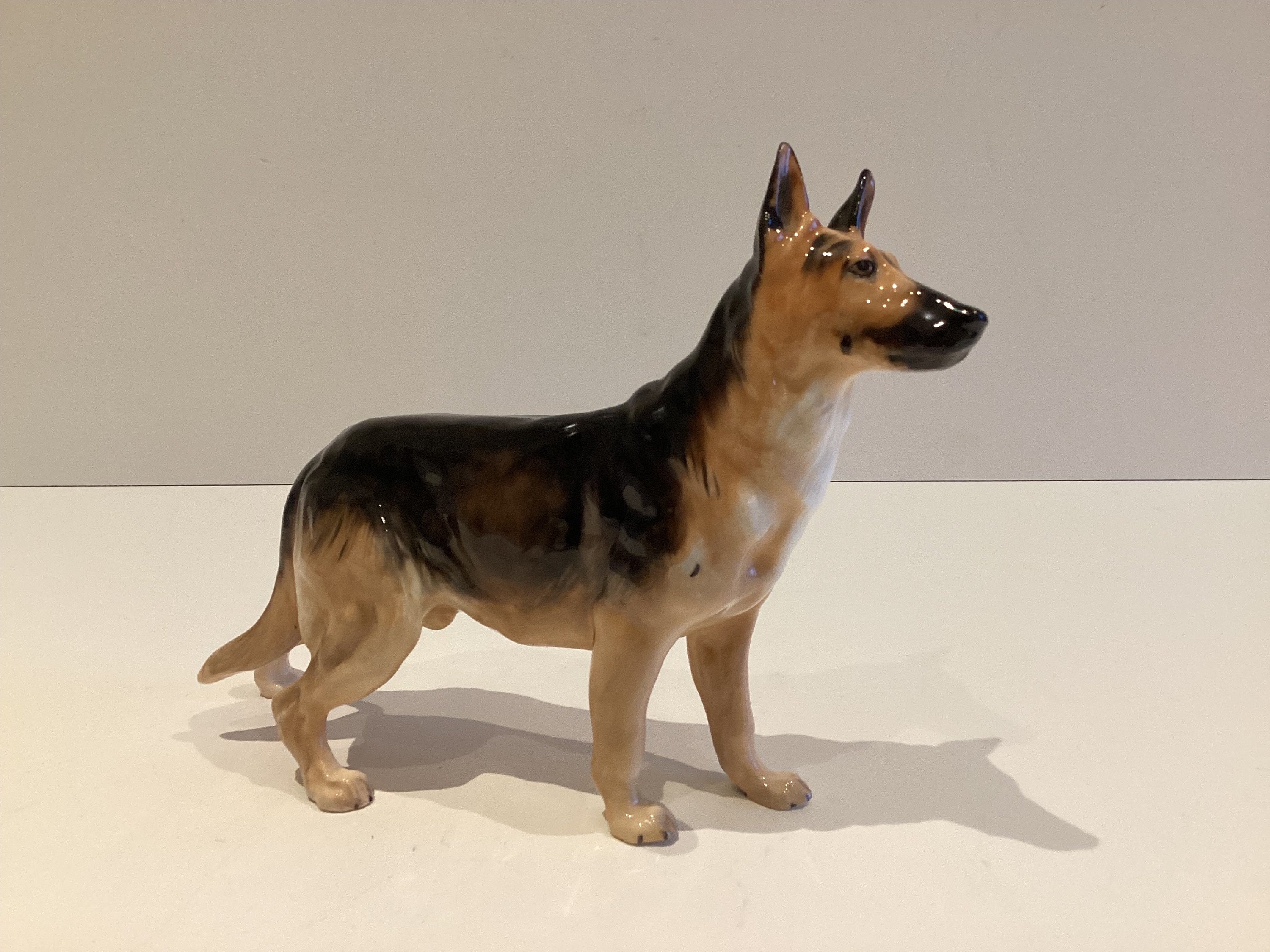 Vintage Porcelain Dog | Royal Doulton 1940s German Shepherd HN1116, Frederick Daws Design — photo 2 of 9