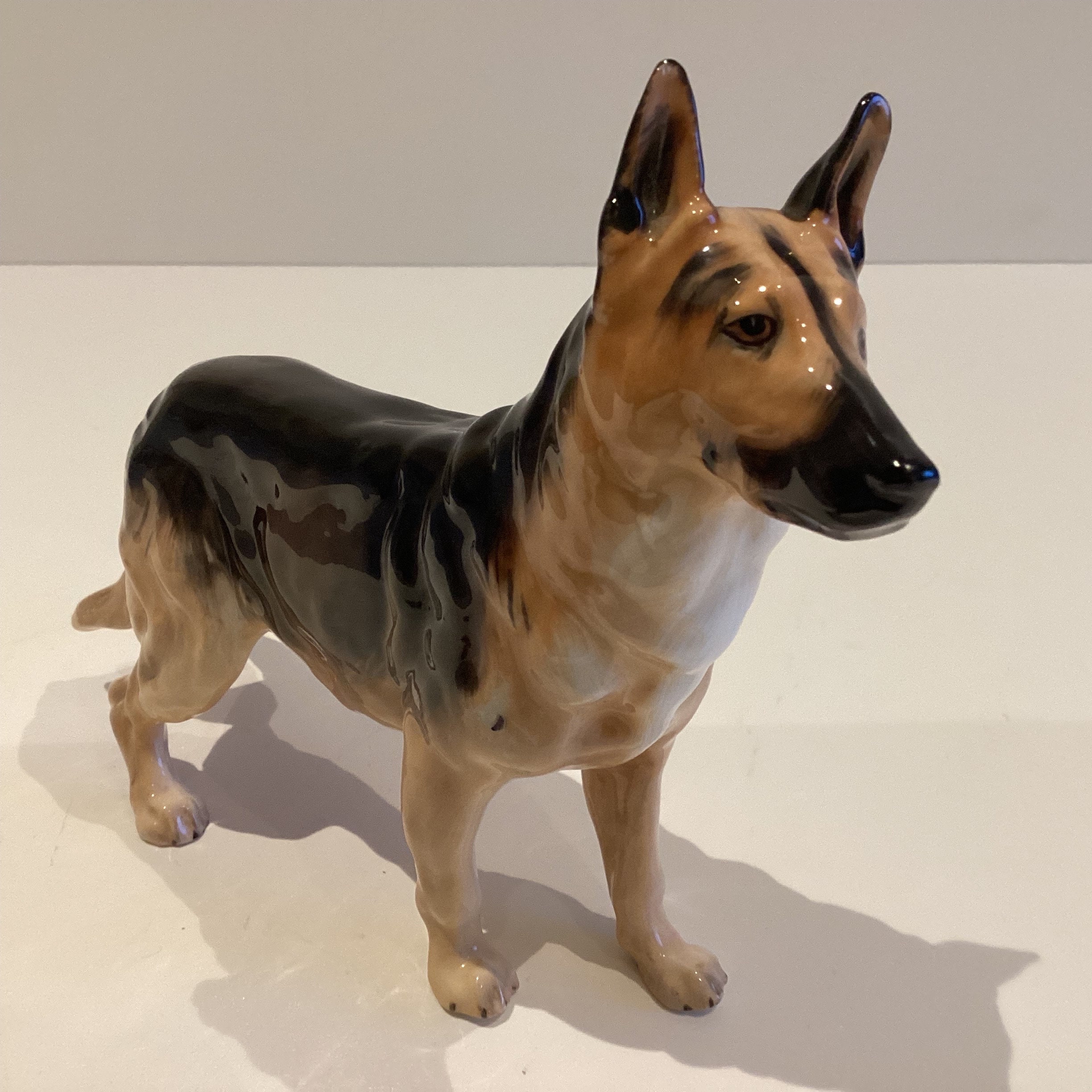 Vintage Porcelain Dog | Royal Doulton 1940s German Shepherd HN1116, Frederick Daws Design — photo 3 of 9