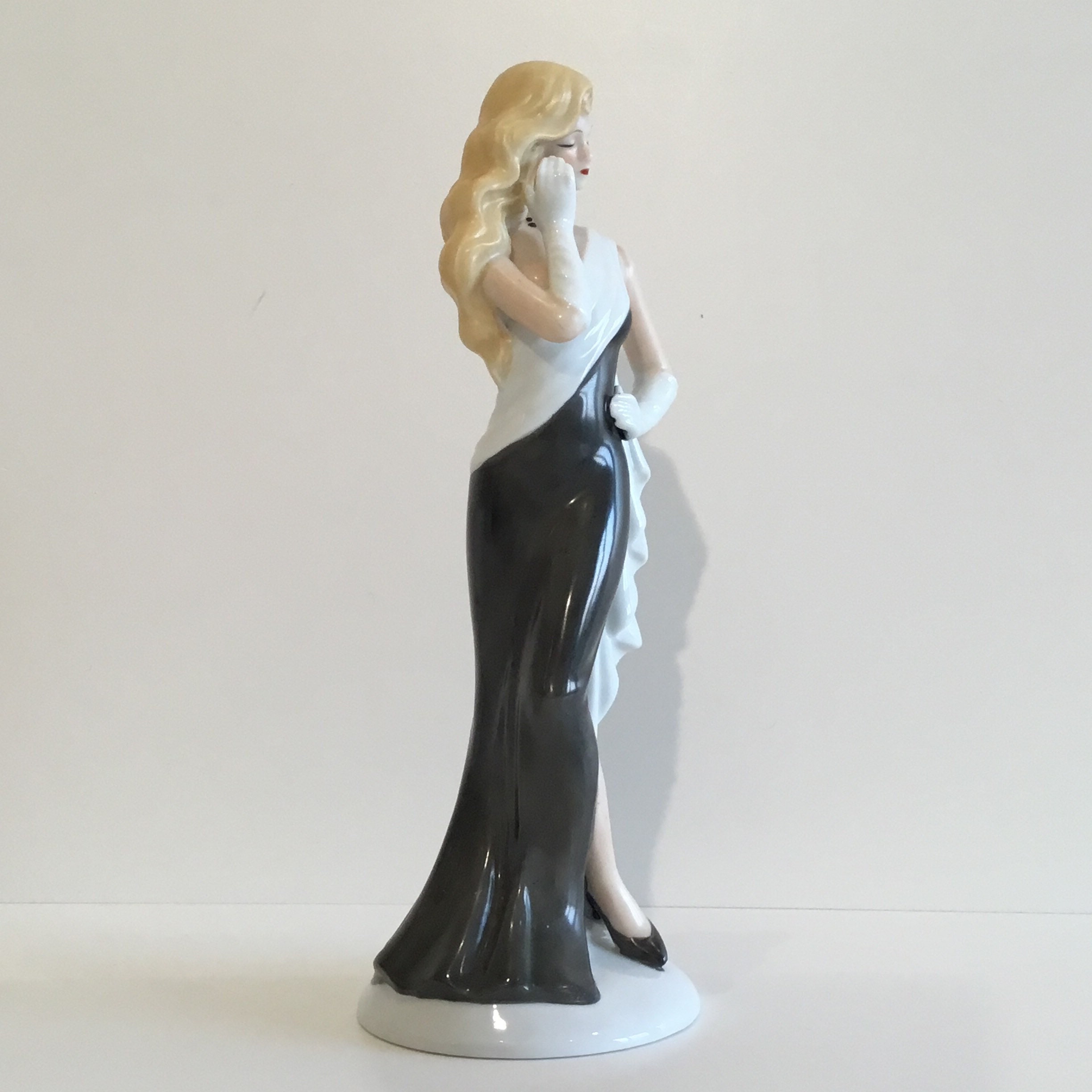 Vintage Porcelain Figurine | 1960s French Elegant Lady, Hand Painted Collectible — photo 4 of 11