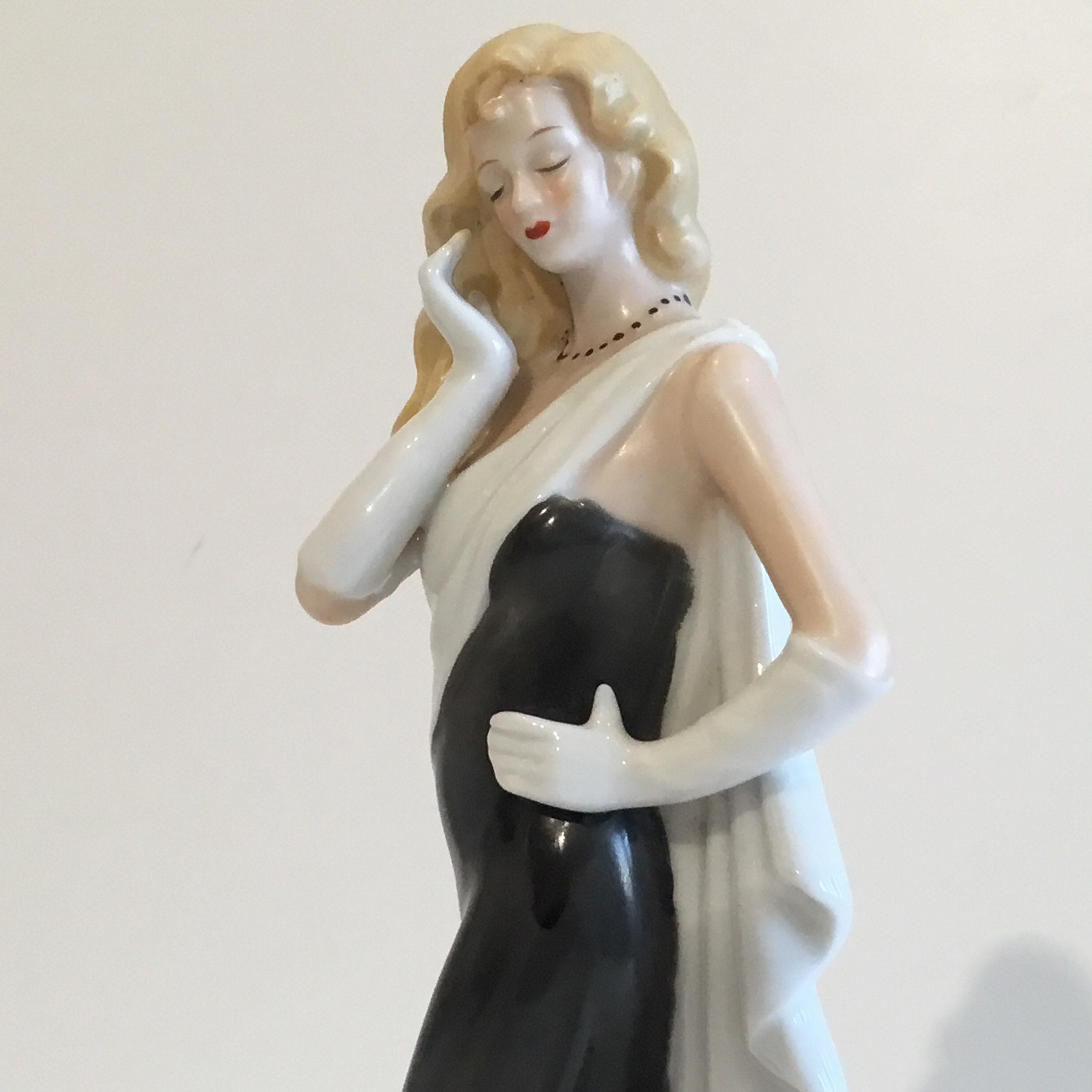 Vintage Porcelain Figurine | 1960s French Elegant Lady, Hand Painted Collectible — photo 8 of 11