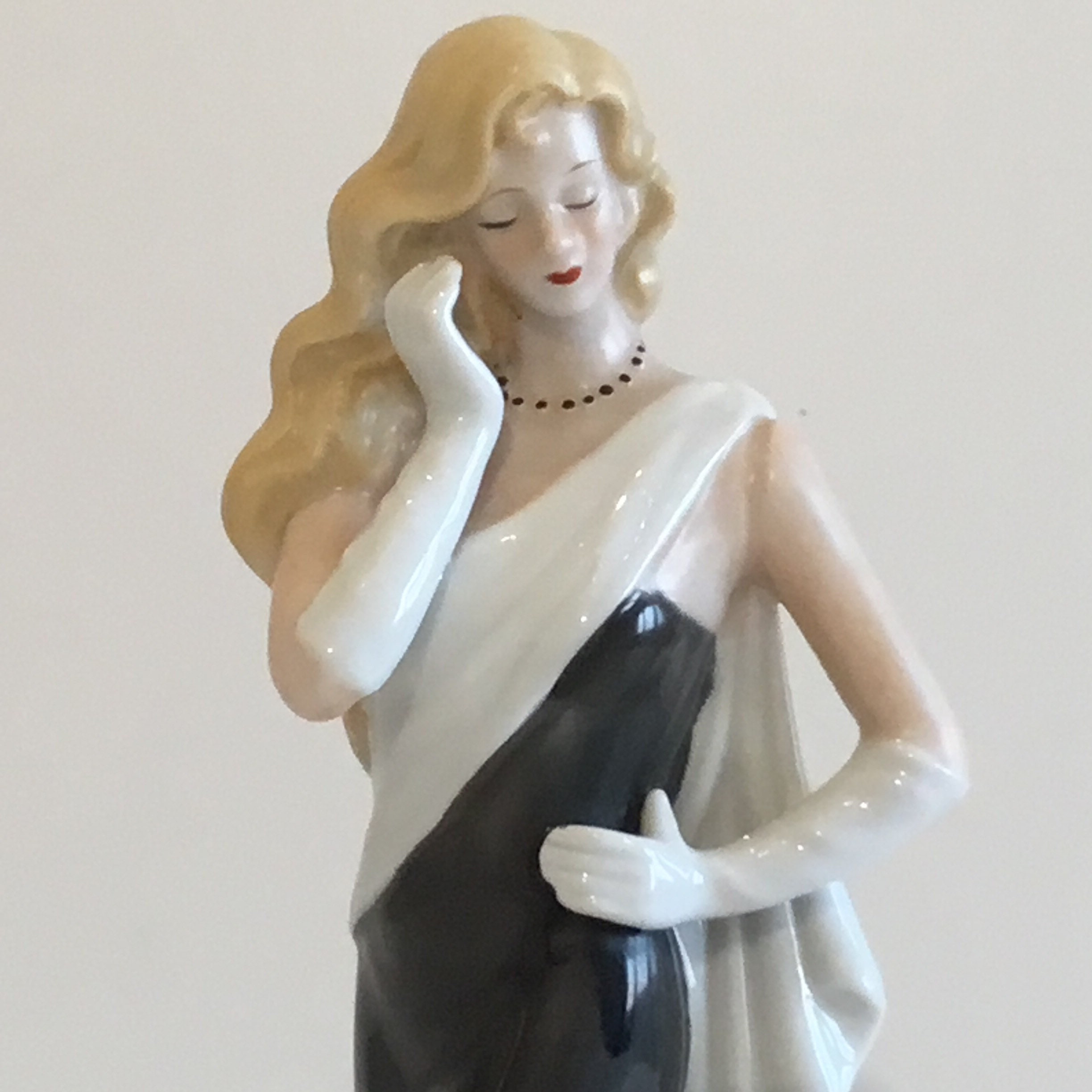 Vintage Porcelain Figurine | 1960s French Elegant Lady, Hand Painted Collectible — photo 9 of 11