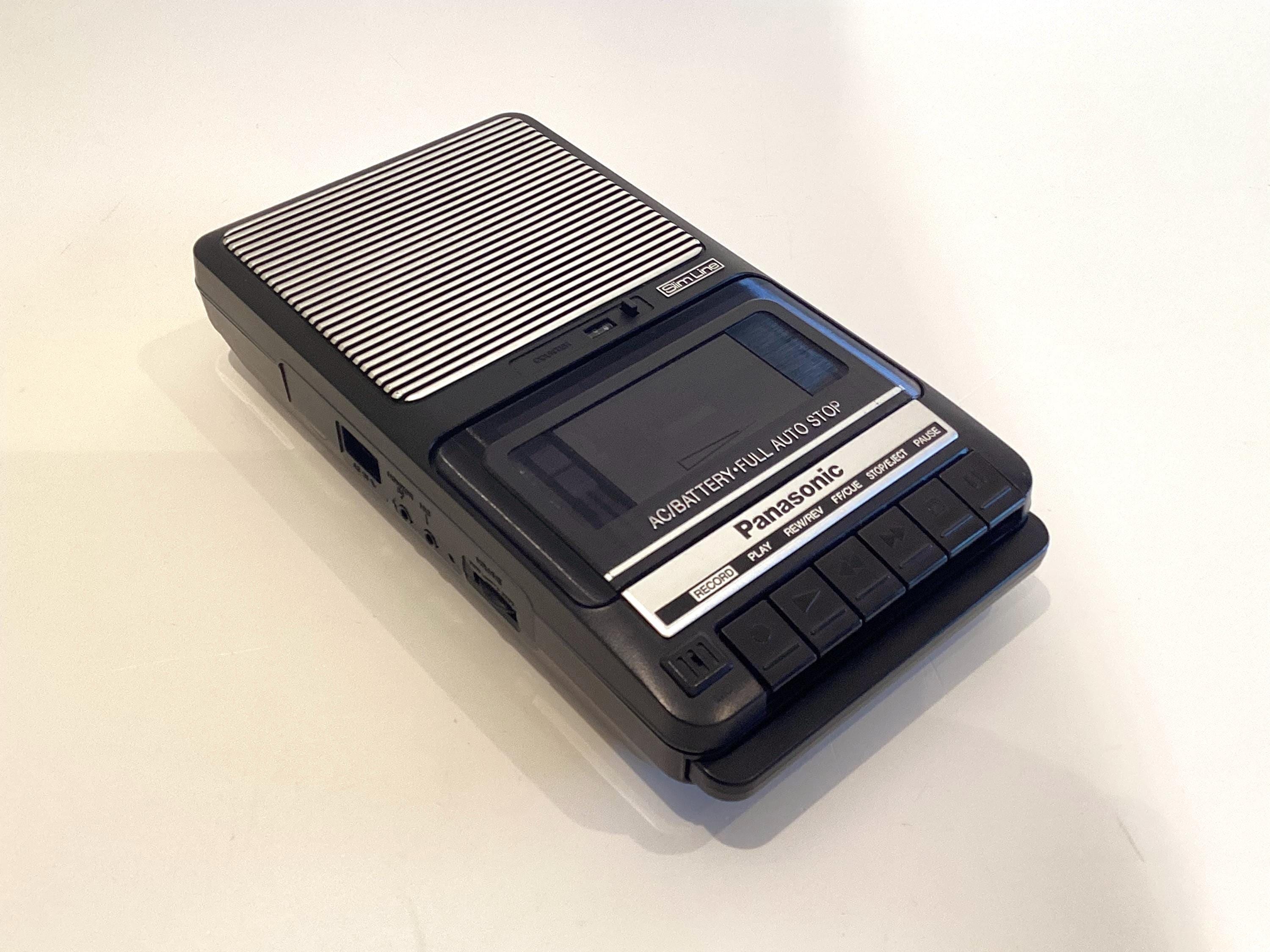 Vintage Cassette Recorder Panasonic RQ-2102 (1990s), Slim Line Portable, Working Auto-Stop, Tested — photo 3 of 11