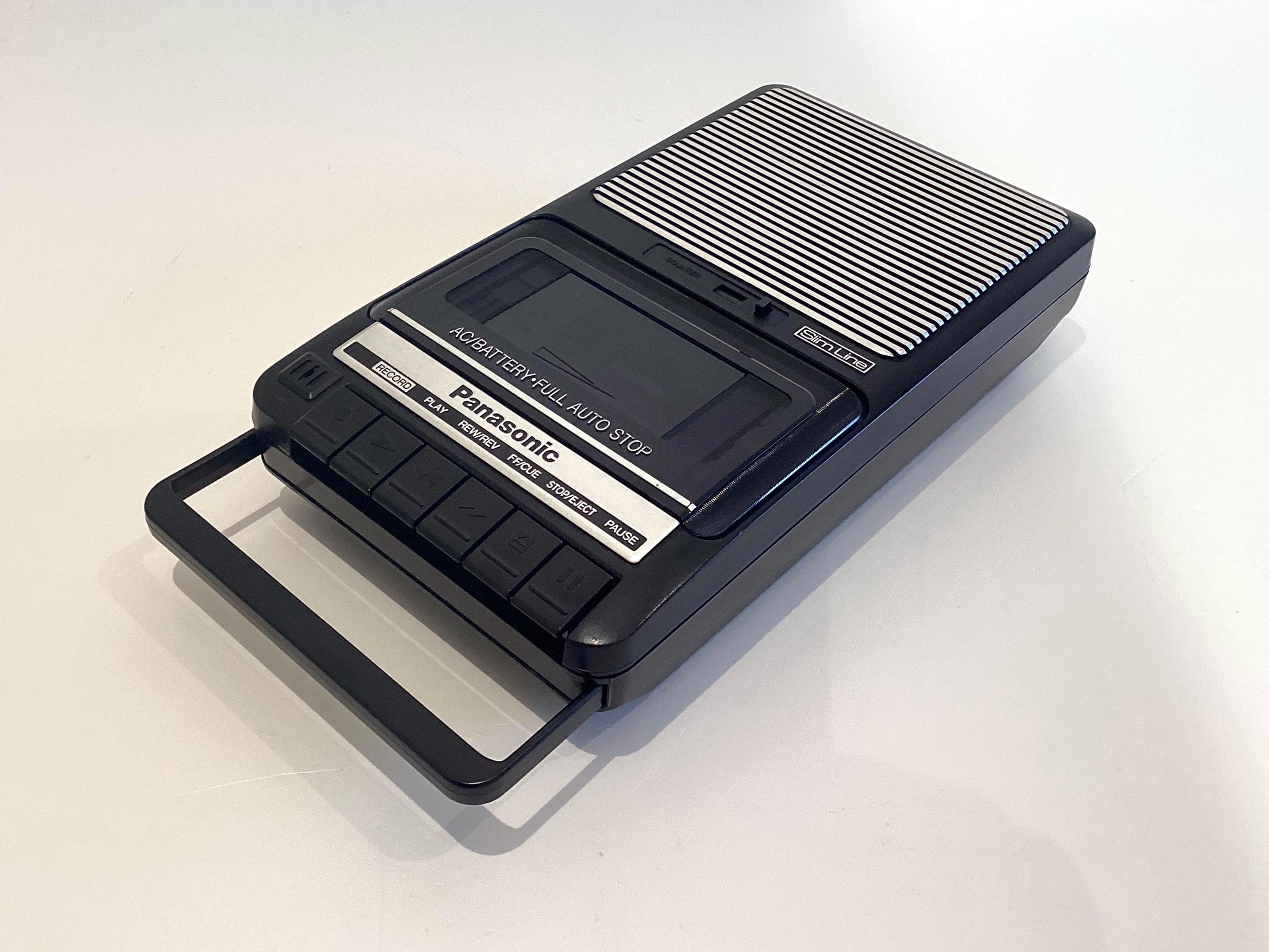 Vintage Cassette Recorder Panasonic RQ-2102 (1990s), Slim Line Portable, Working Auto-Stop, Tested — photo 5 of 11