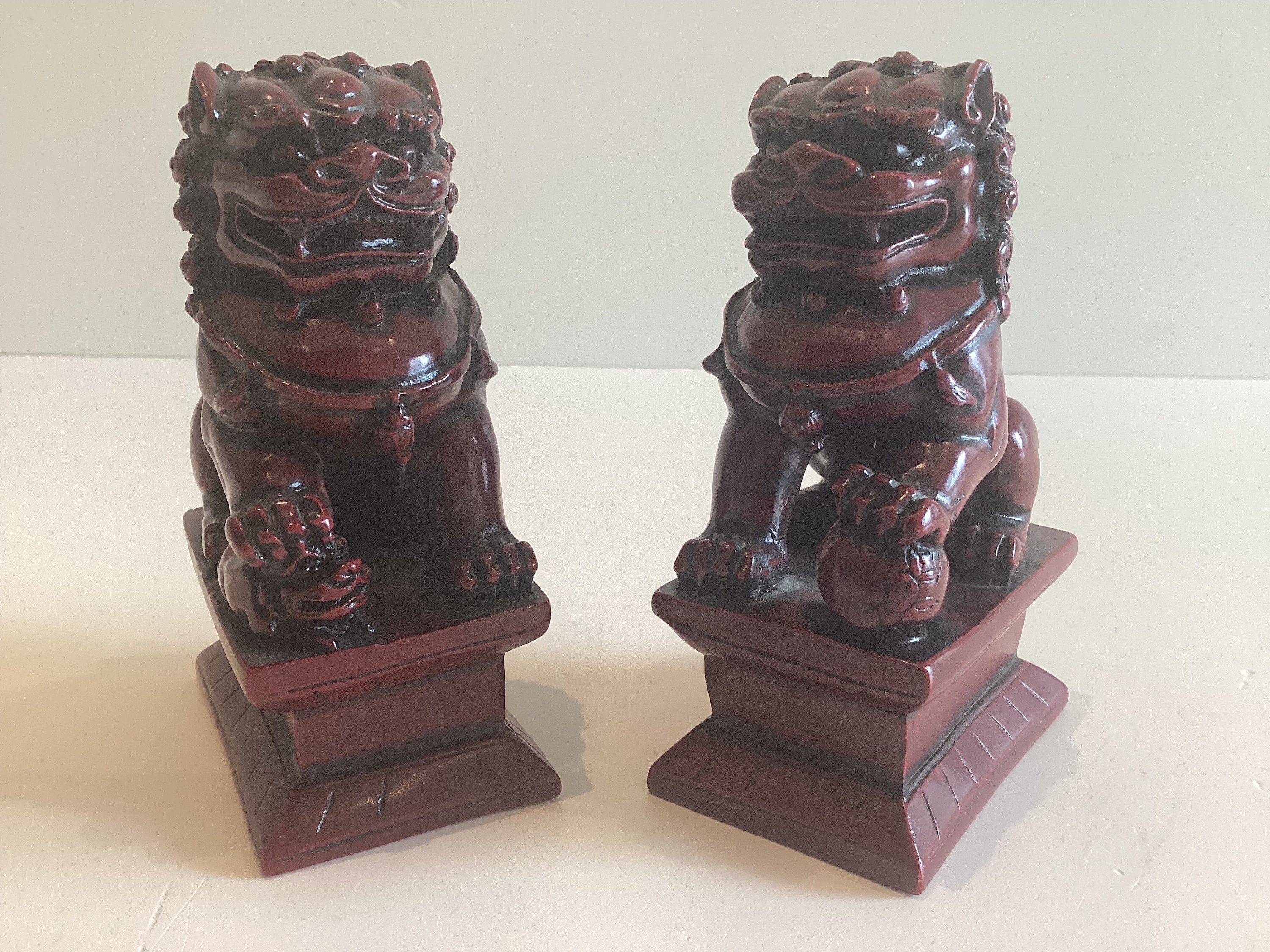 Vintage Figurine Foo Dogs | 1970s Chinese Feng Shui Set, Family Pair with Puppy — photo 4 of 7
