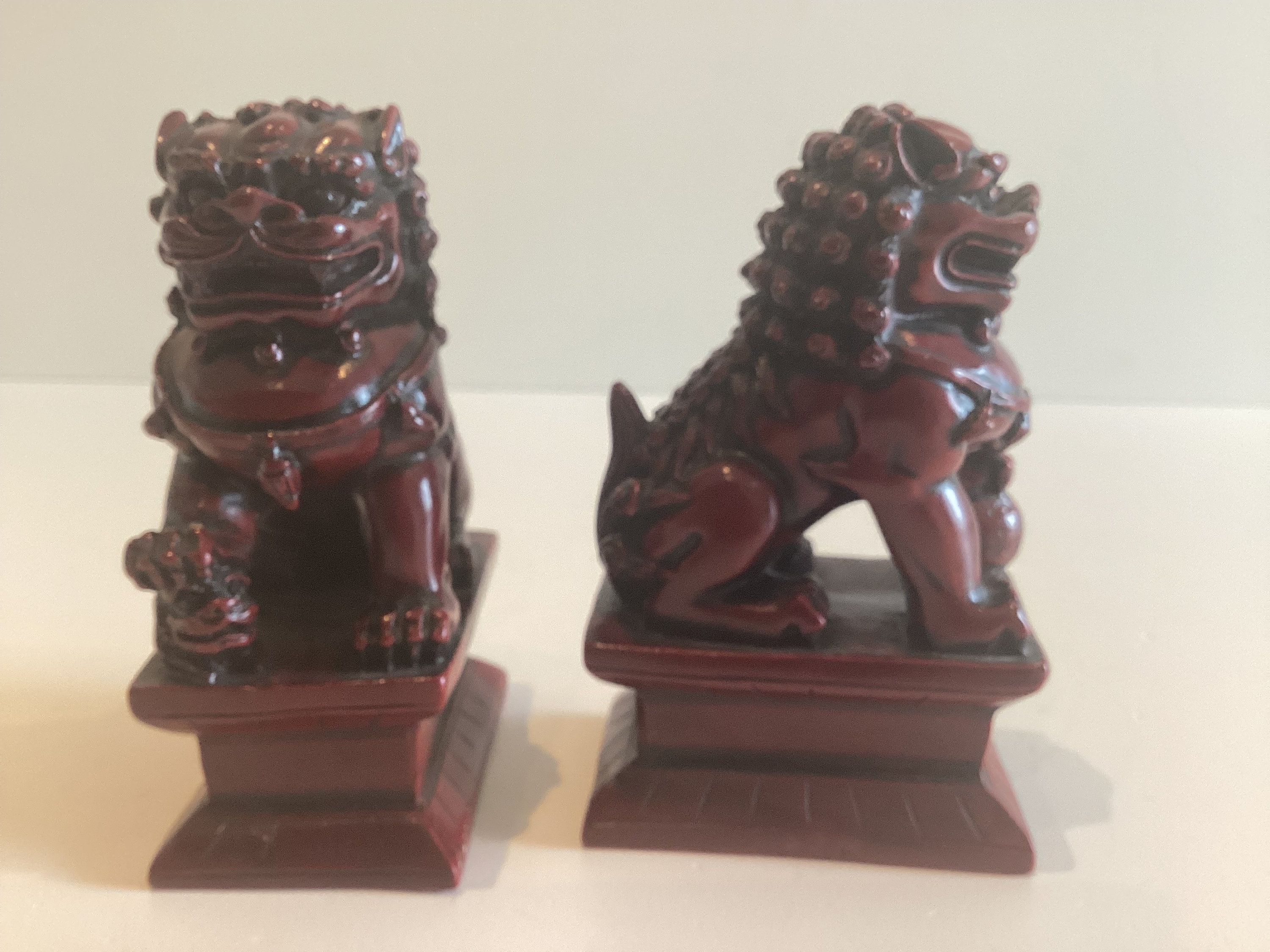 Vintage Figurine Foo Dogs | 1970s Chinese Feng Shui Set, Family Pair with Puppy — photo 7 of 7