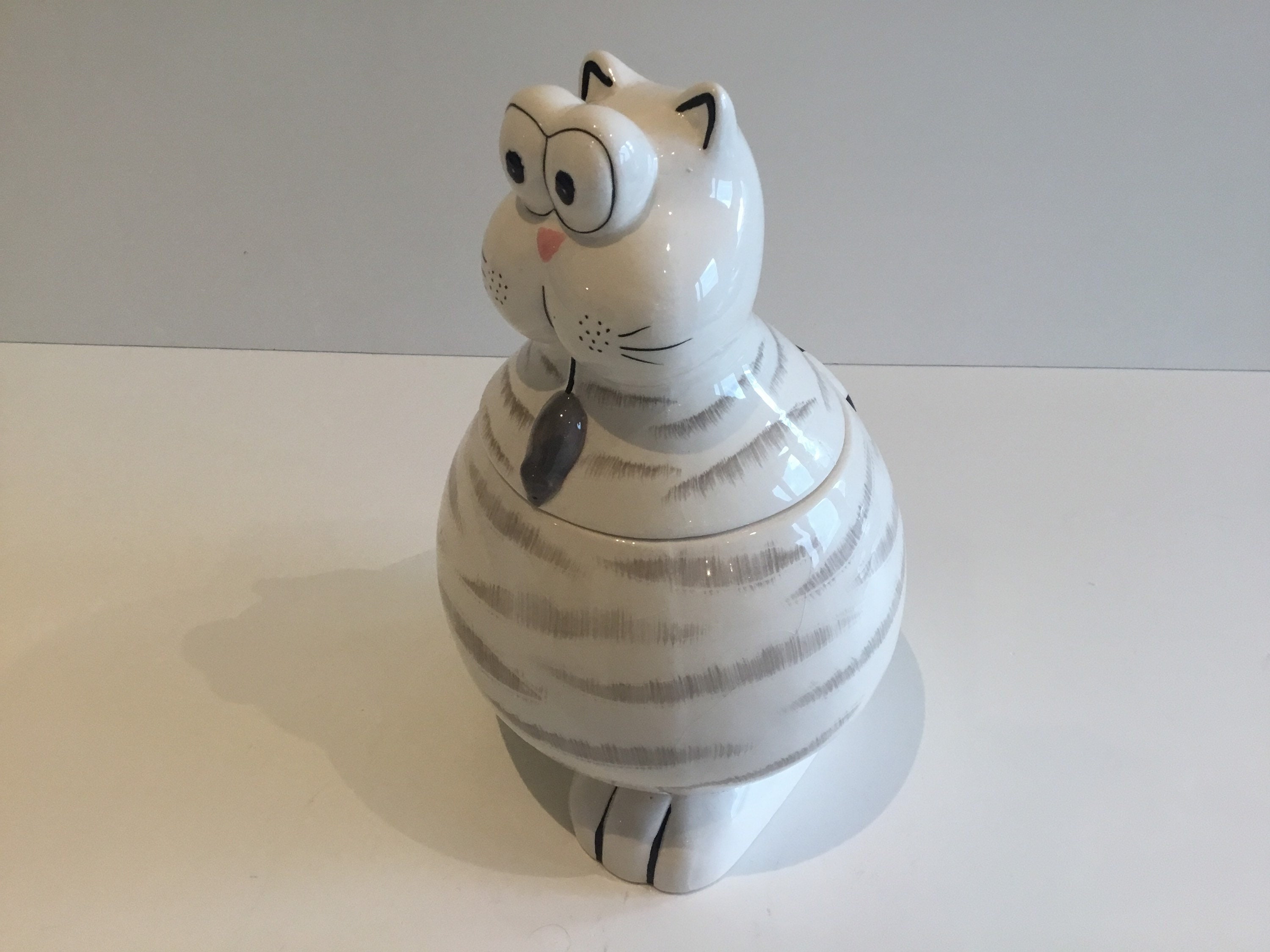 Vintage Italian Cookie Jar | 1970s Hand-Painted Ceramic Cat, Collectible Kitchenware — photo 7 of 8