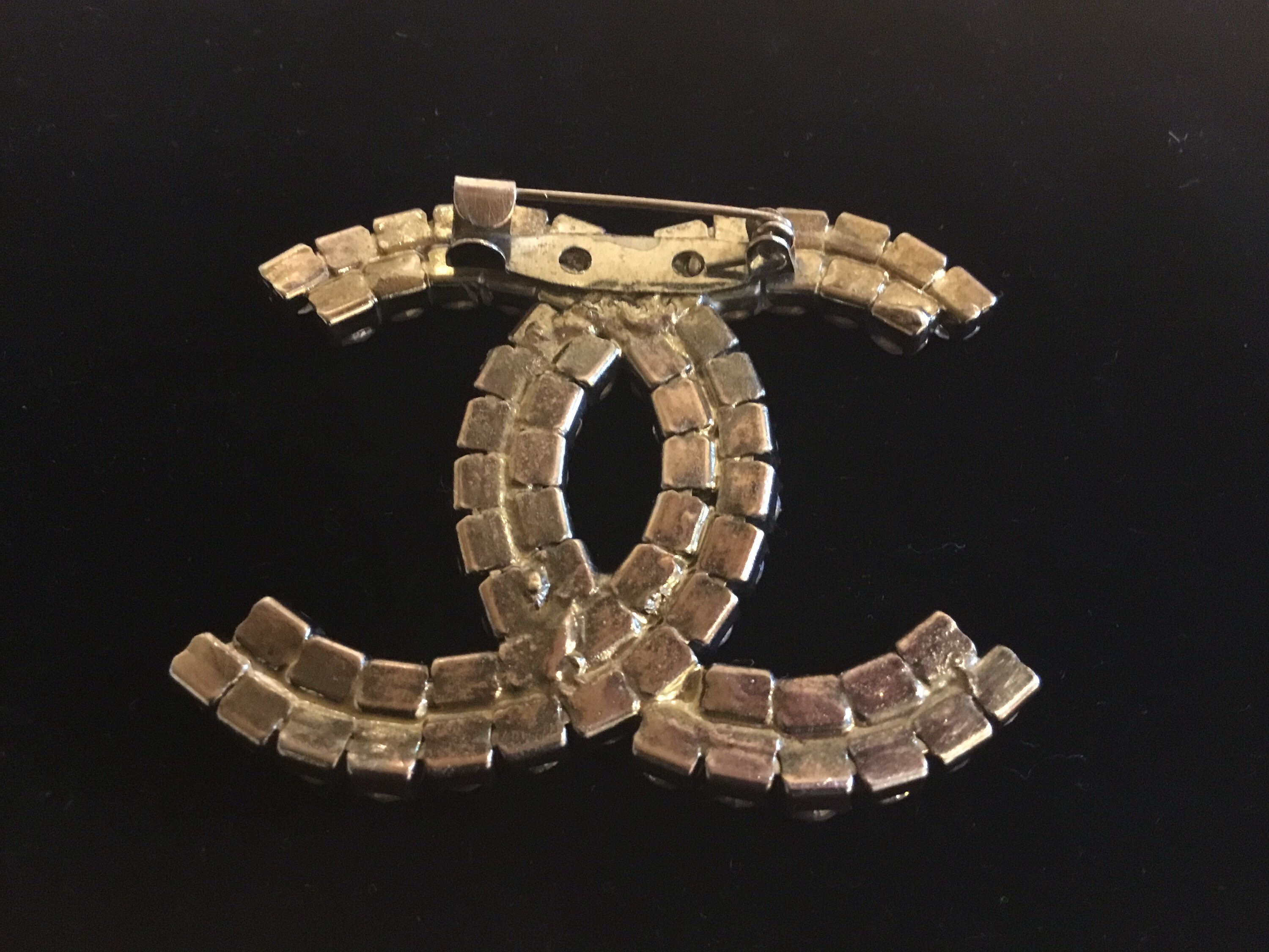 Vintage Jewelry | 1950s  Large Chanel Logo Brooch With Rhinestones Made In France — photo 8 of 9