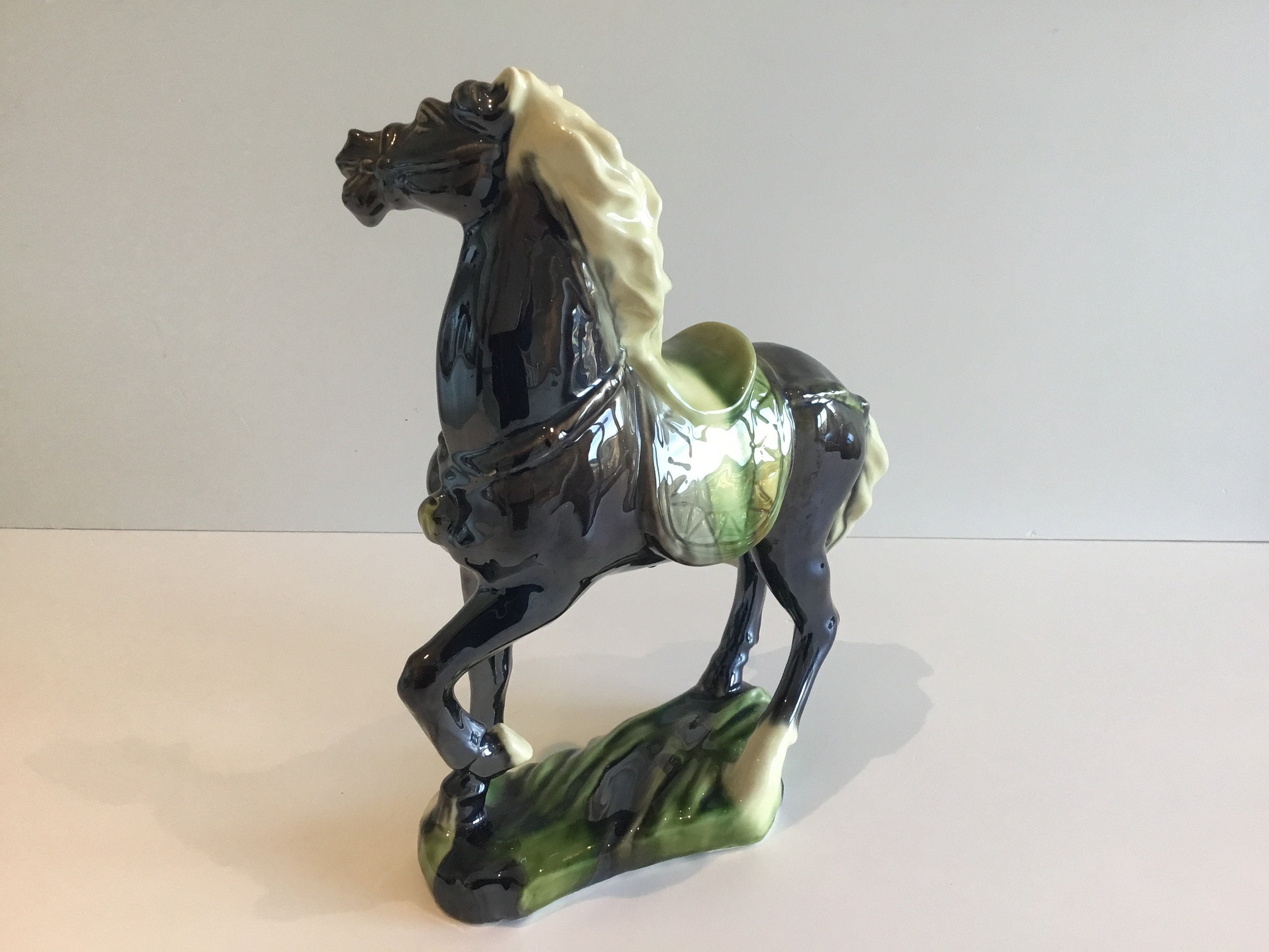 Vintage Porcelain Horse | 1970s Hand-Painted Figurine, Large Ceramic Sculpture — photo 4 of 9