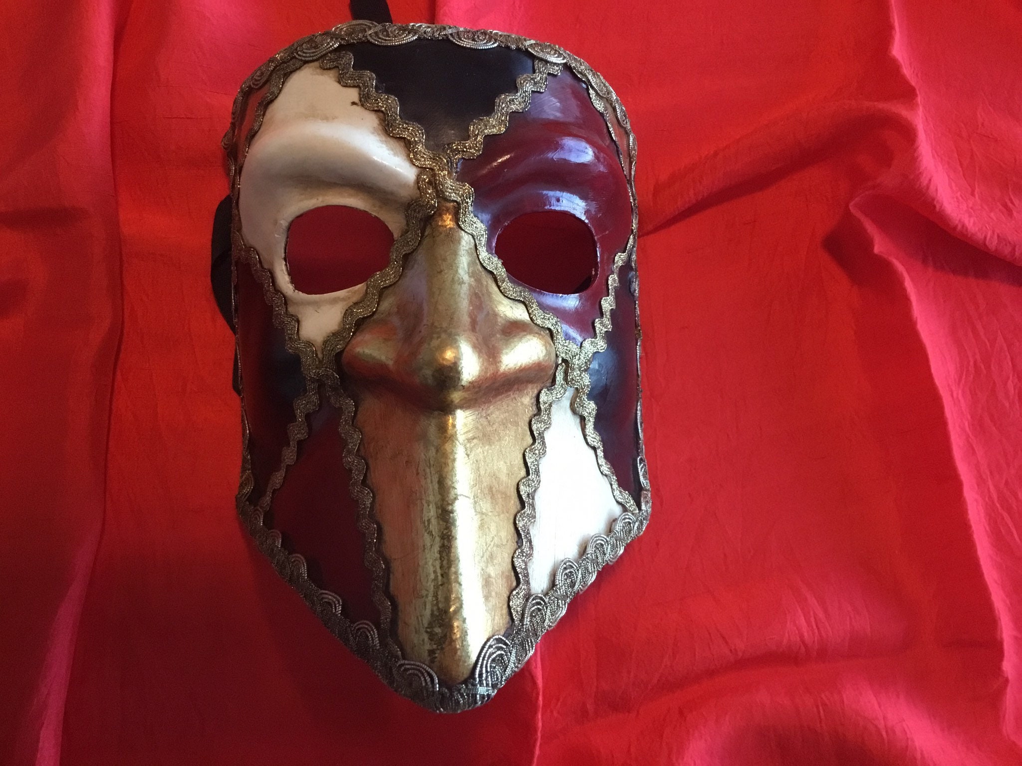 Vintage Venetian Mask | Handmade Bauta Harlequin, Italian Carnival Paper Mache Art — photo 5 of 6