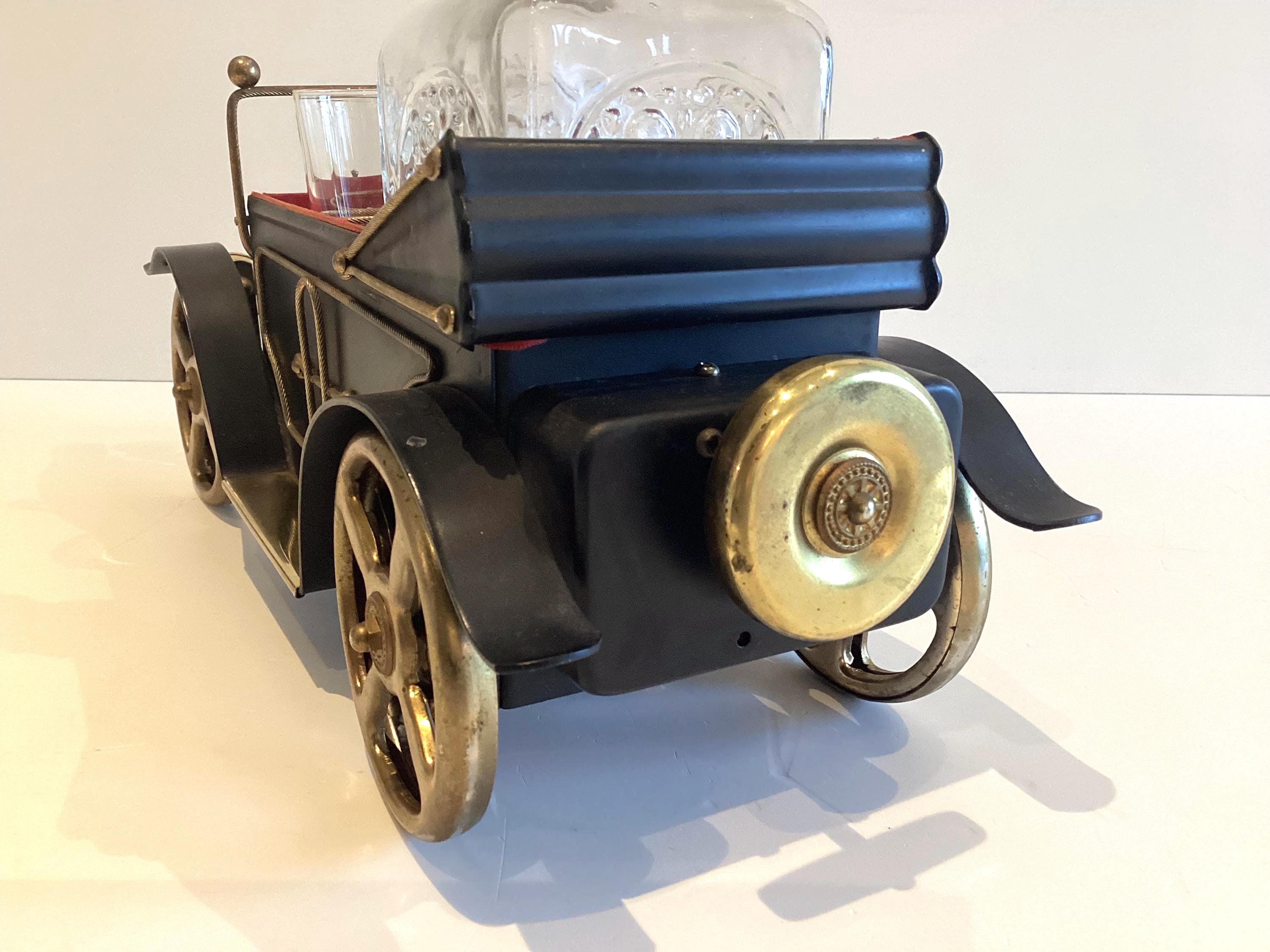 Vintage Car Bar Set | 1960s Japanese Music Box Decanter With 6 Glasses, Working — photo 10 of 11