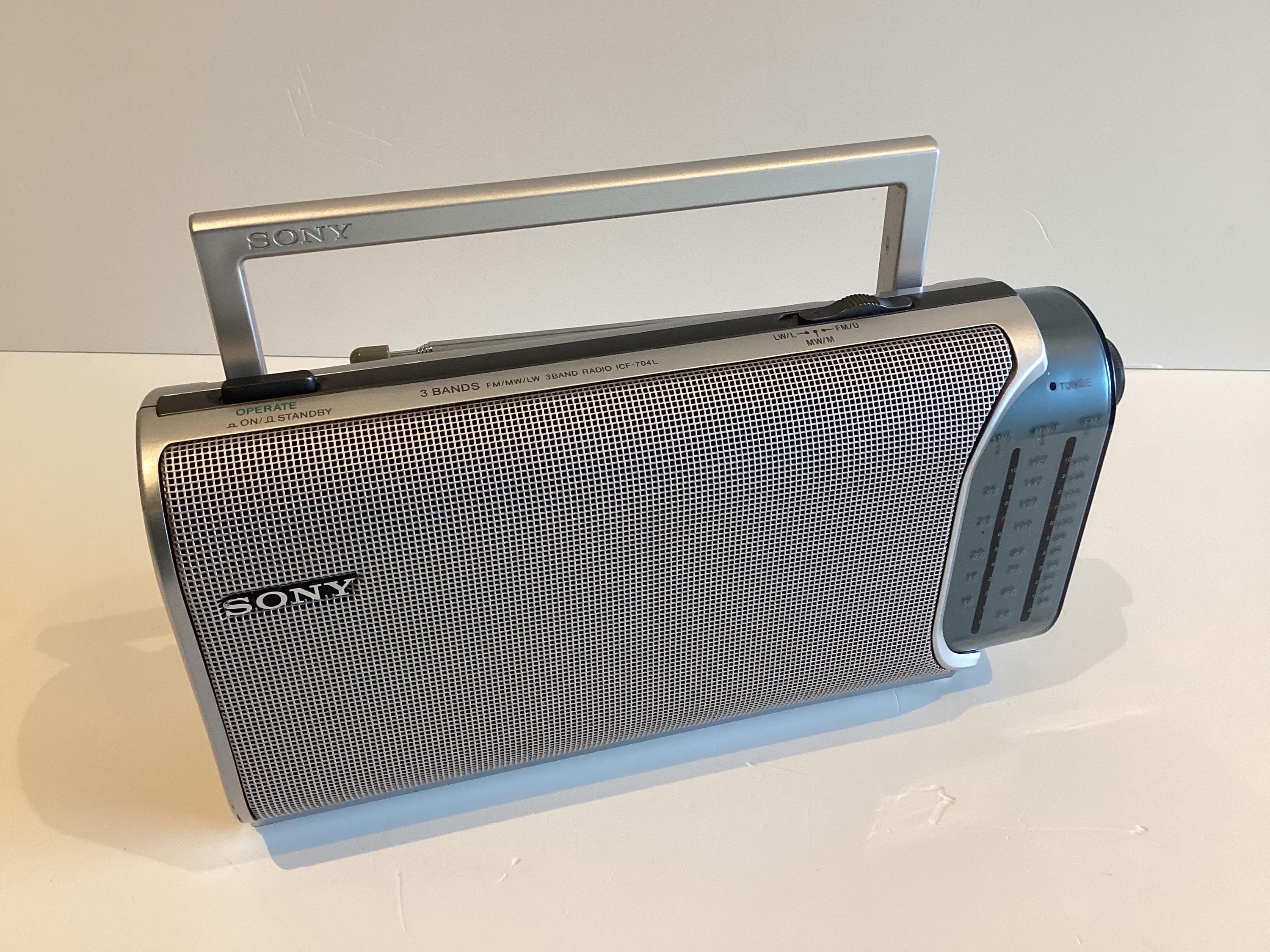 Vintage Radio Sony ICF-704L – Space Age Receiver, Portable Working — photo 7 of 11
