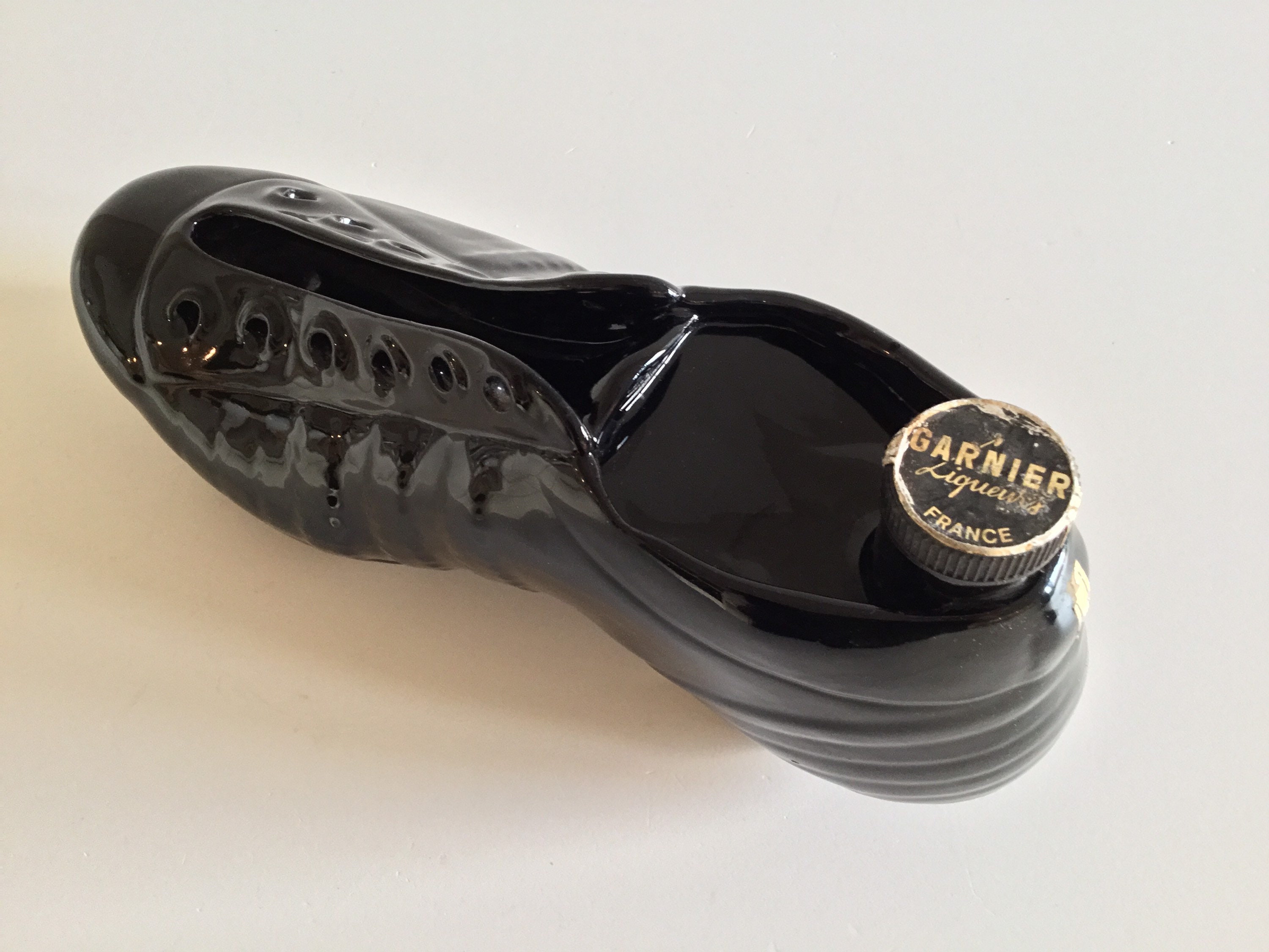 Vintage Bottle | 1981 KLEM Italian Football Boot, Garnier Liqueur Porcelain Bottle — photo 8 of 11